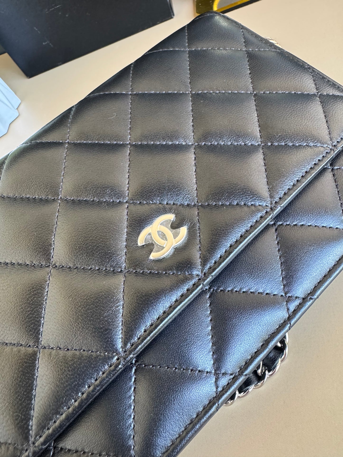 CHANEL WALLET ON CHAIN