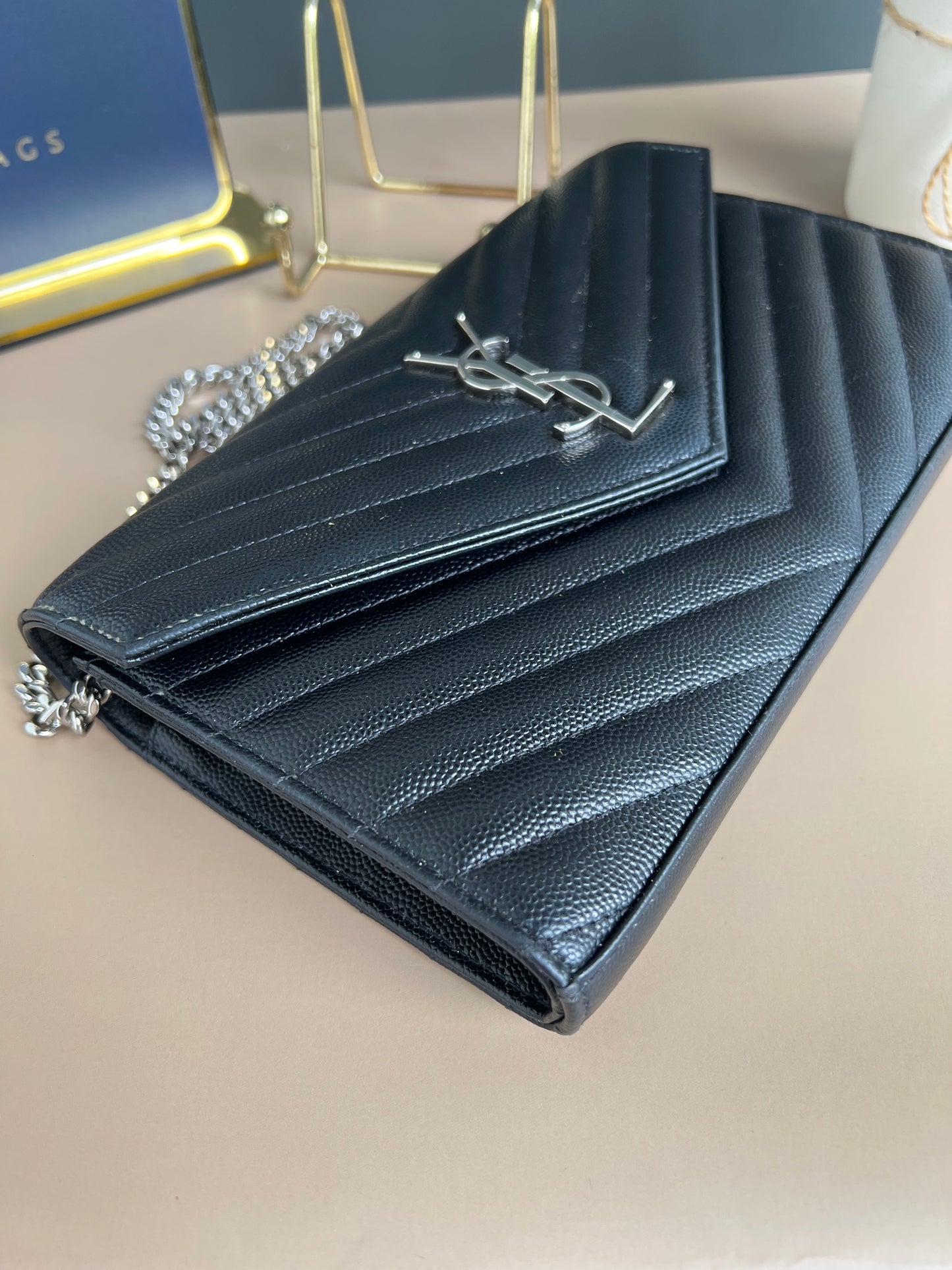 YSL WALLET ON CHAIN MEDIUM