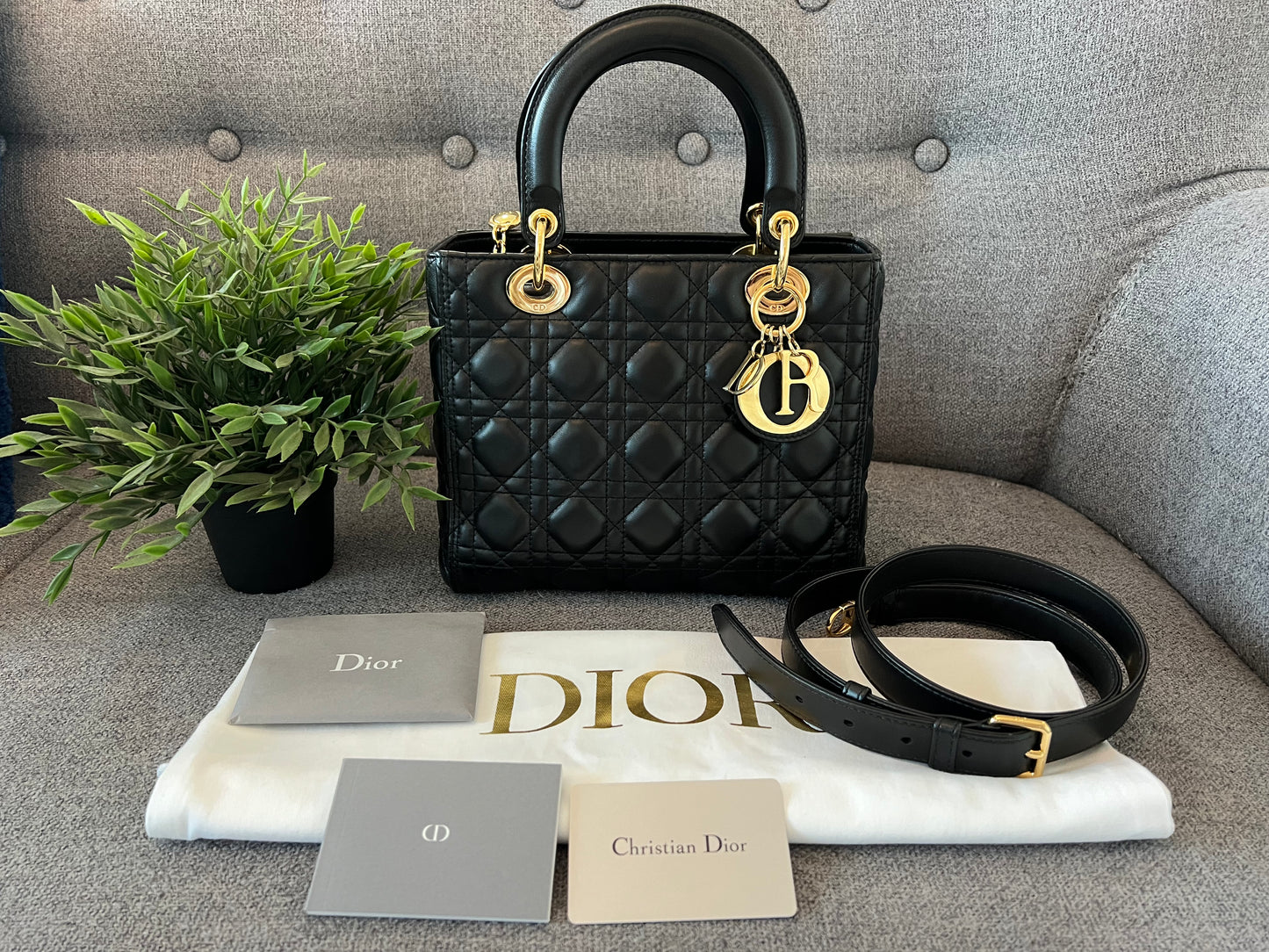 LADY DIOR MEDIUM BLACK