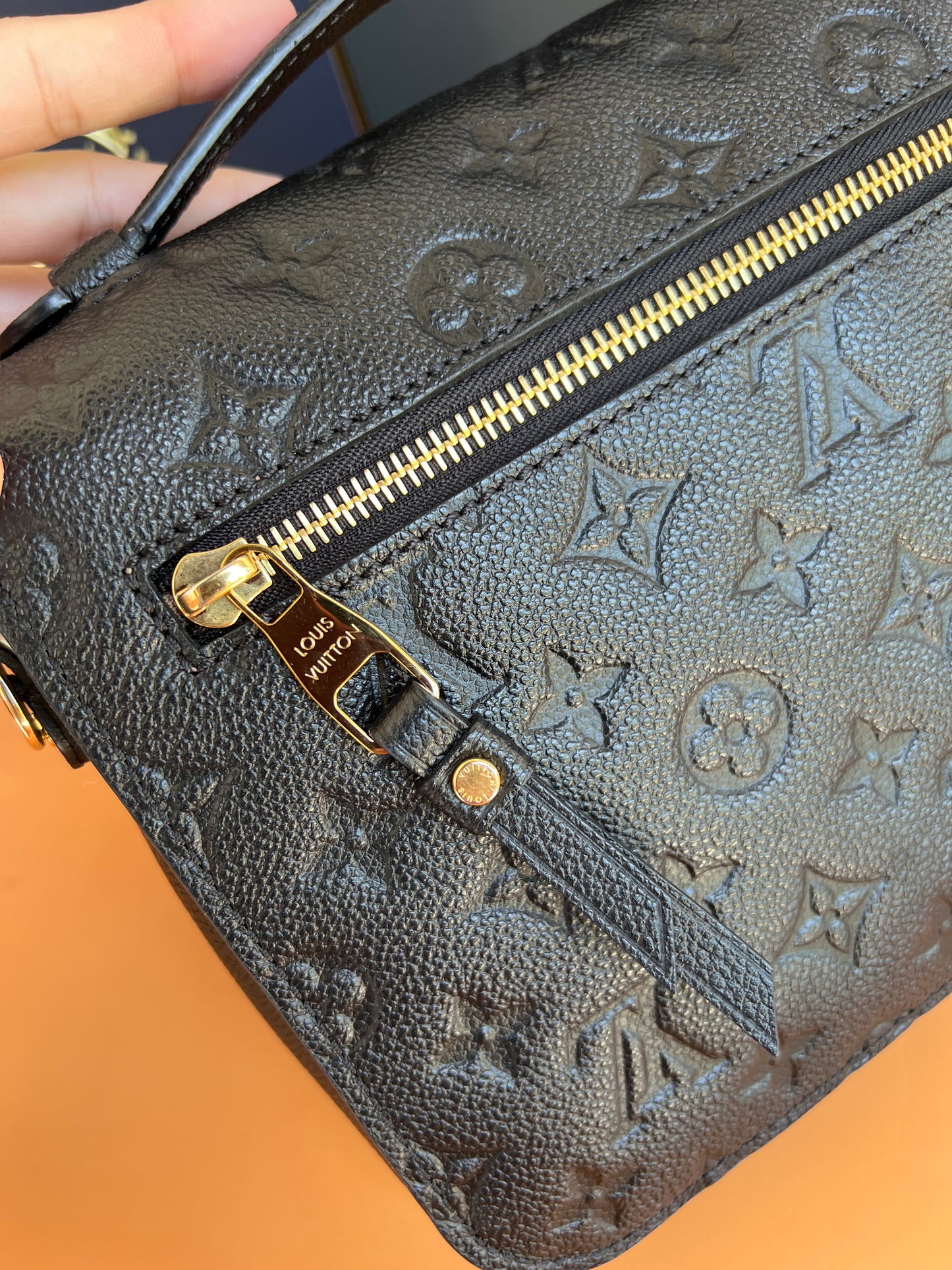 LOUIS VUITTON POCHETTE METIS