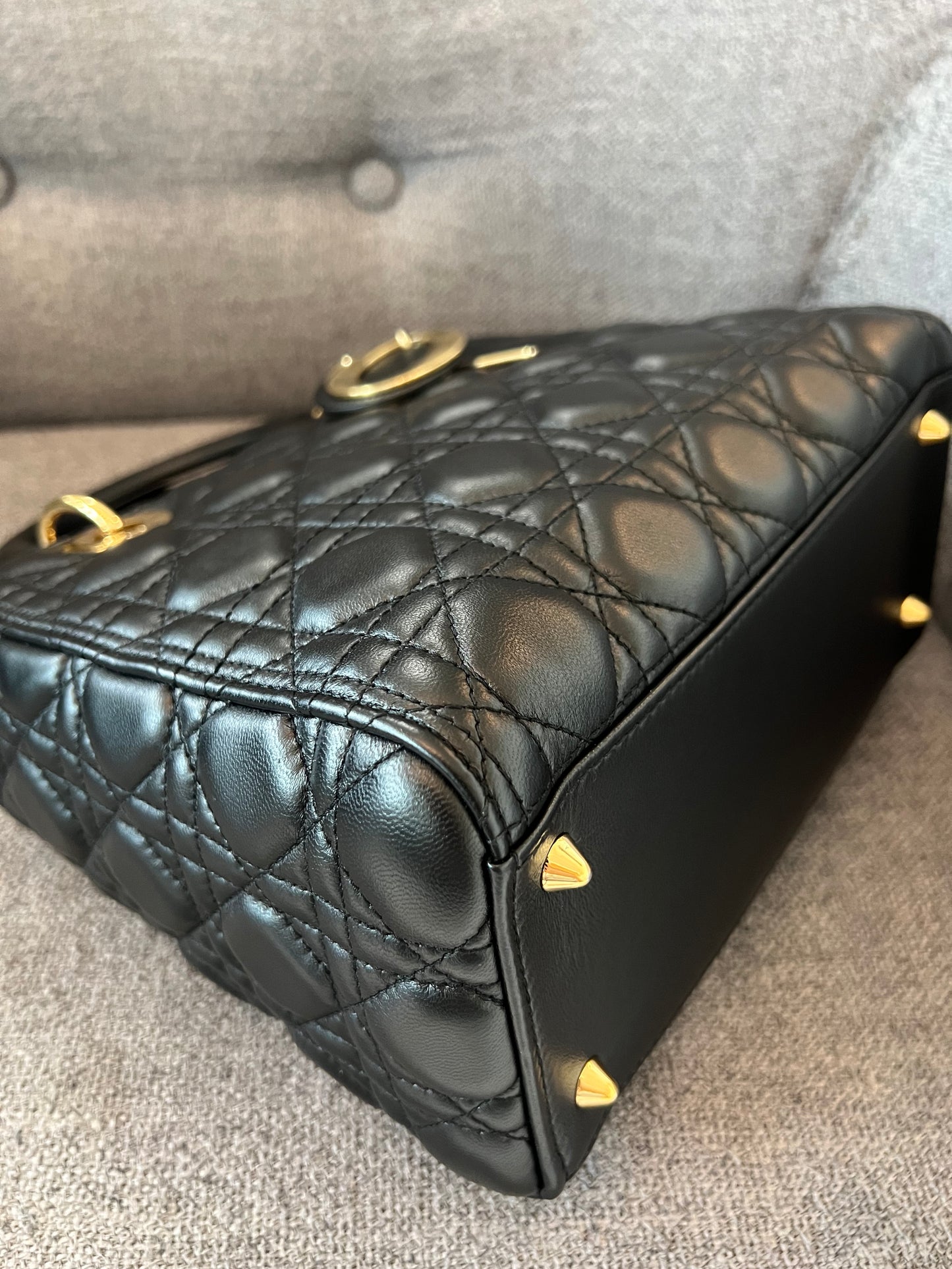 LADY DIOR MEDIUM BLACK