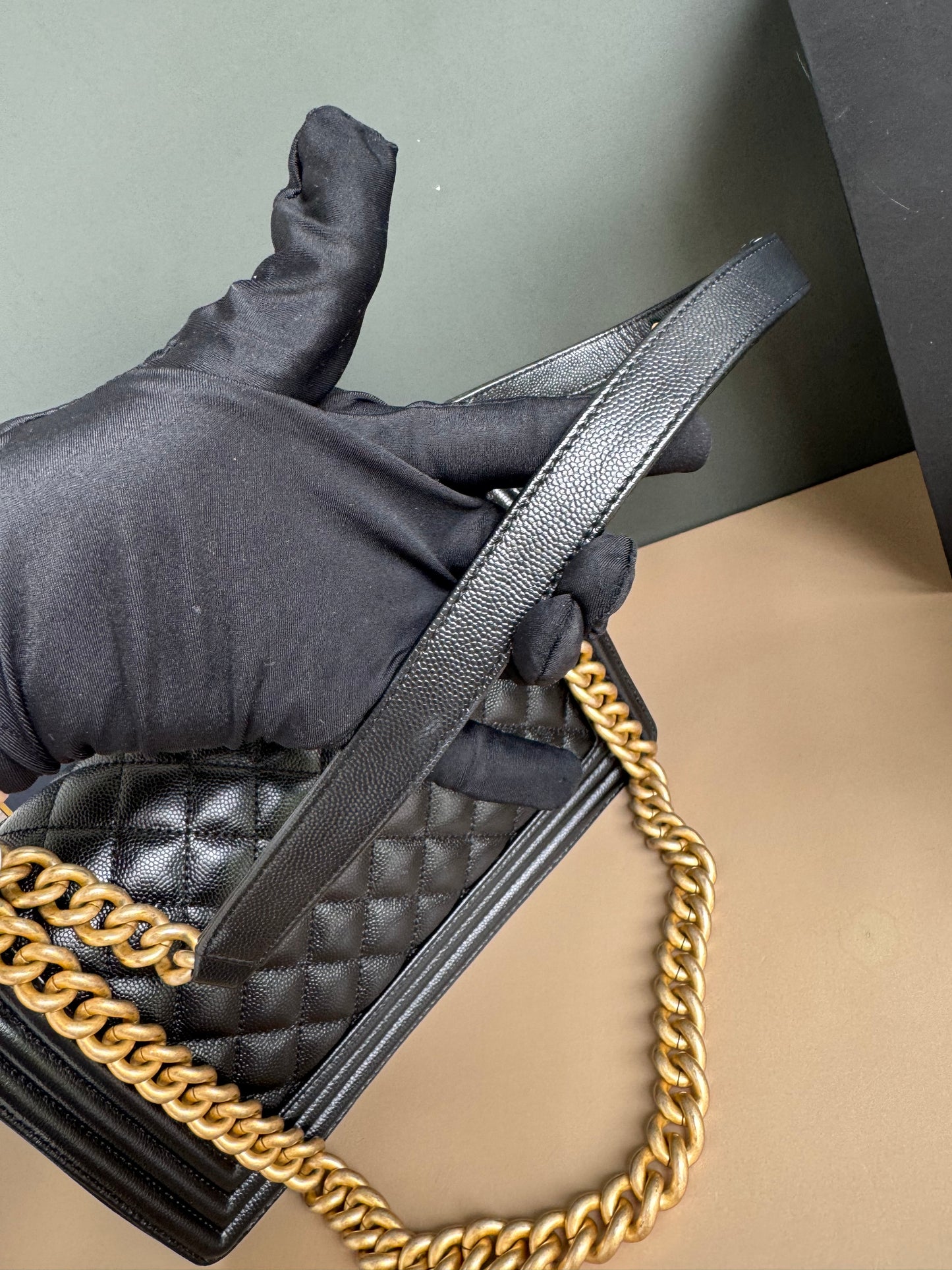 CHANEL LE BOY OLD MEDIUM CAVIAR