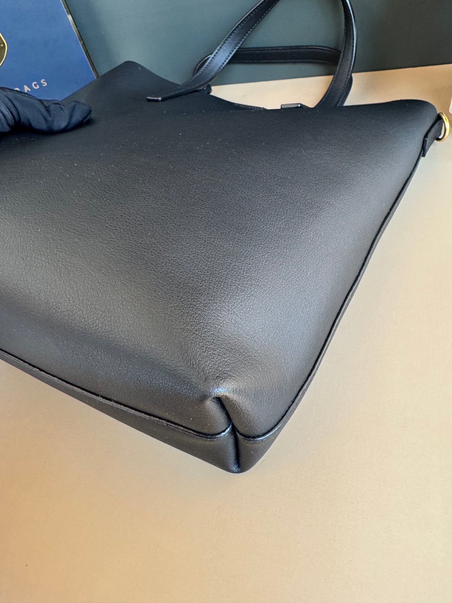 YSL VERTICAL TOTE