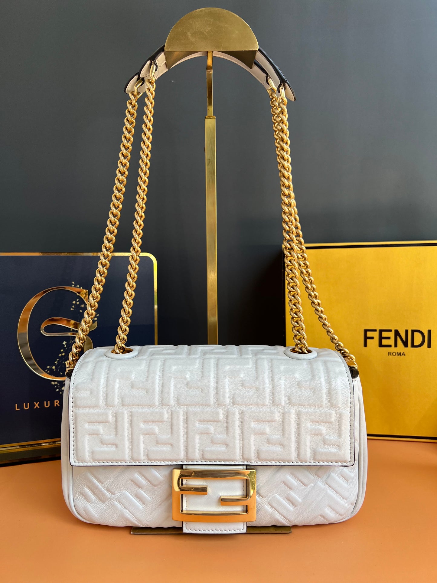 FENDI BAGUETTE