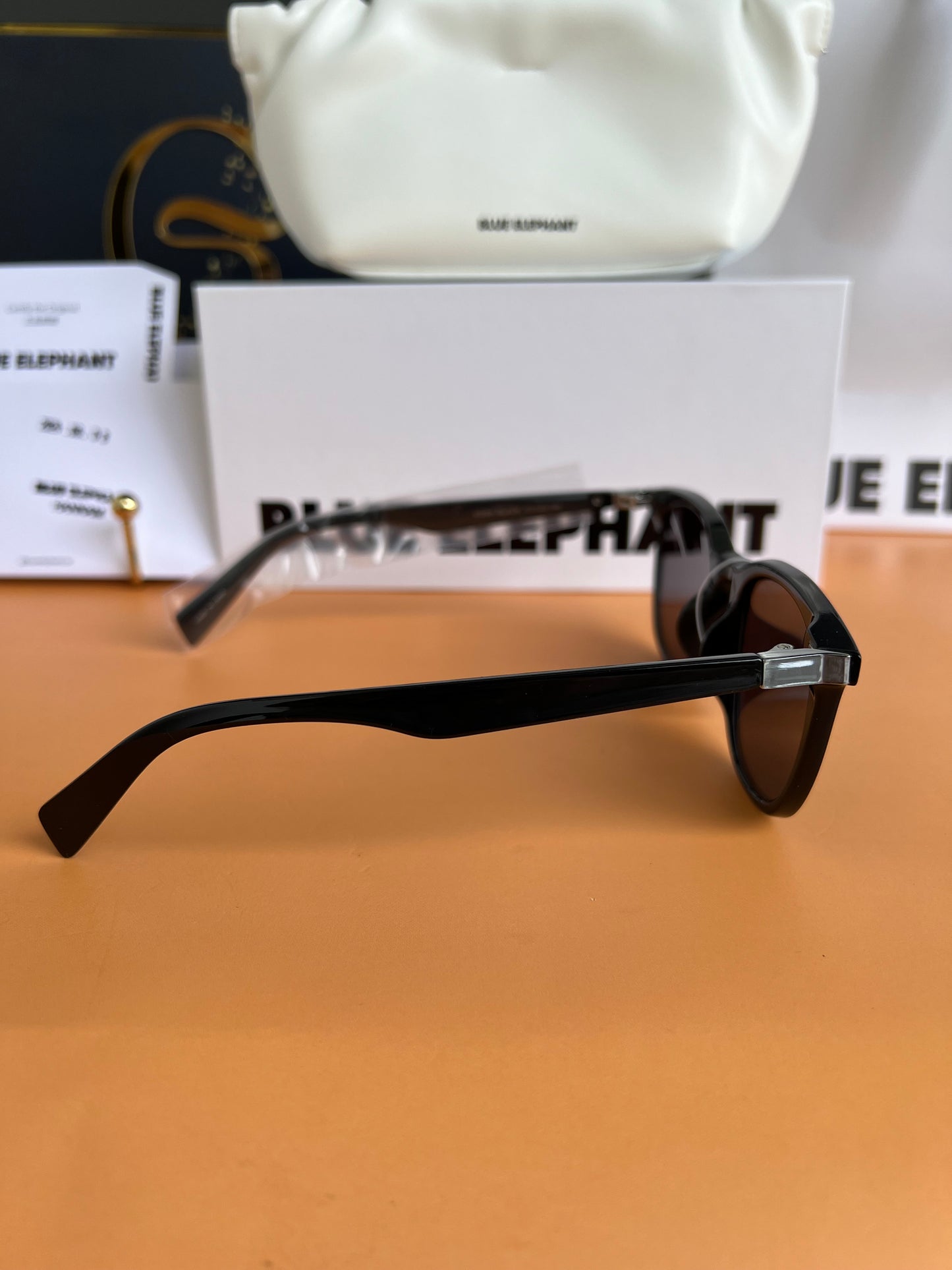 BLUE ELEPHANT SUNGLASSES KONA BLACK