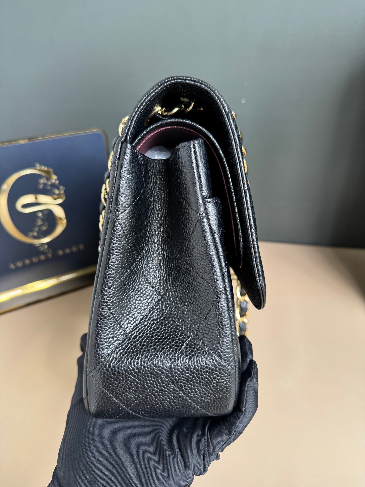 CHANEL CLASSIC JUMBO FLAP