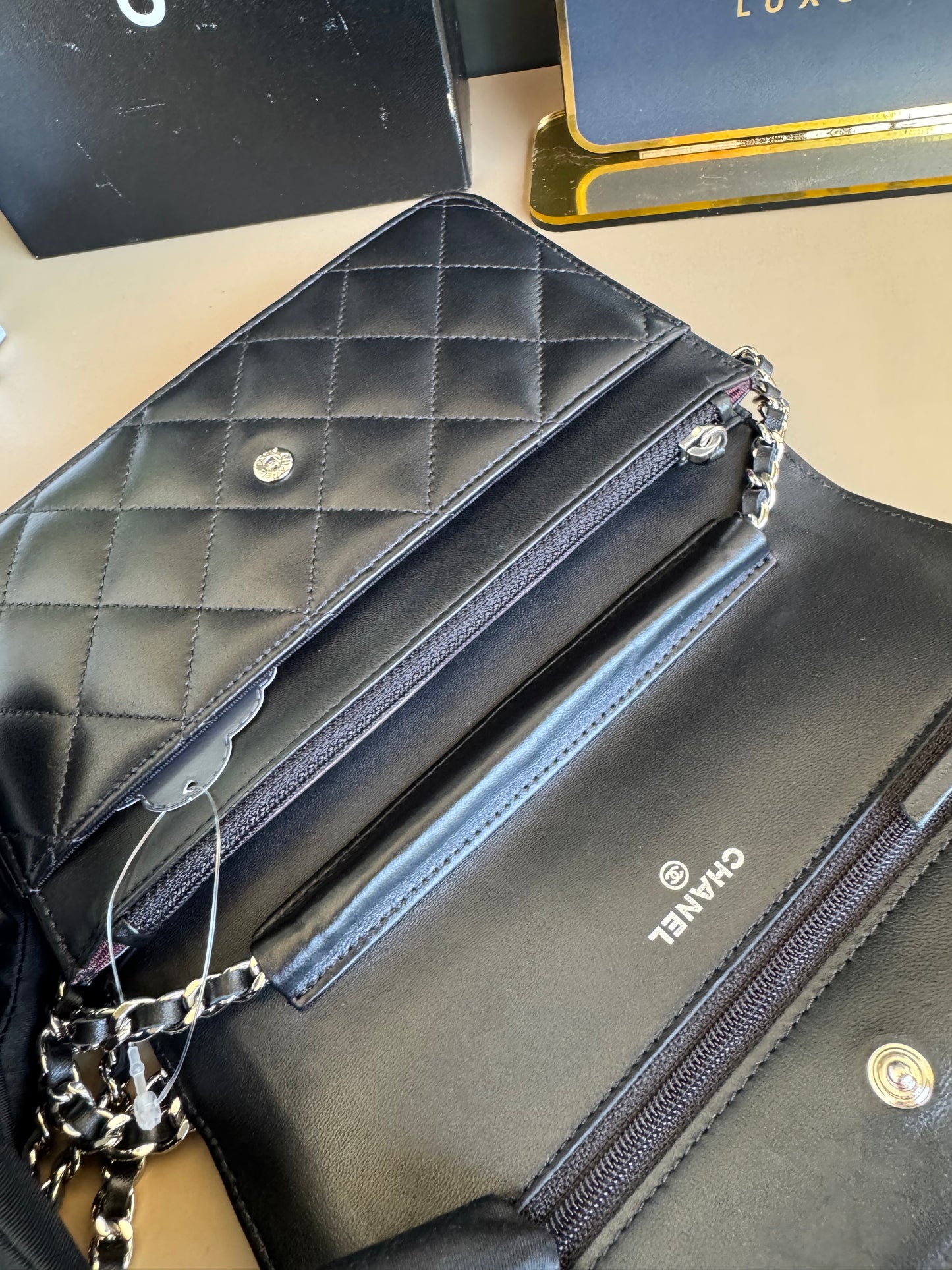 CHANEL WALLET ON CHAIN