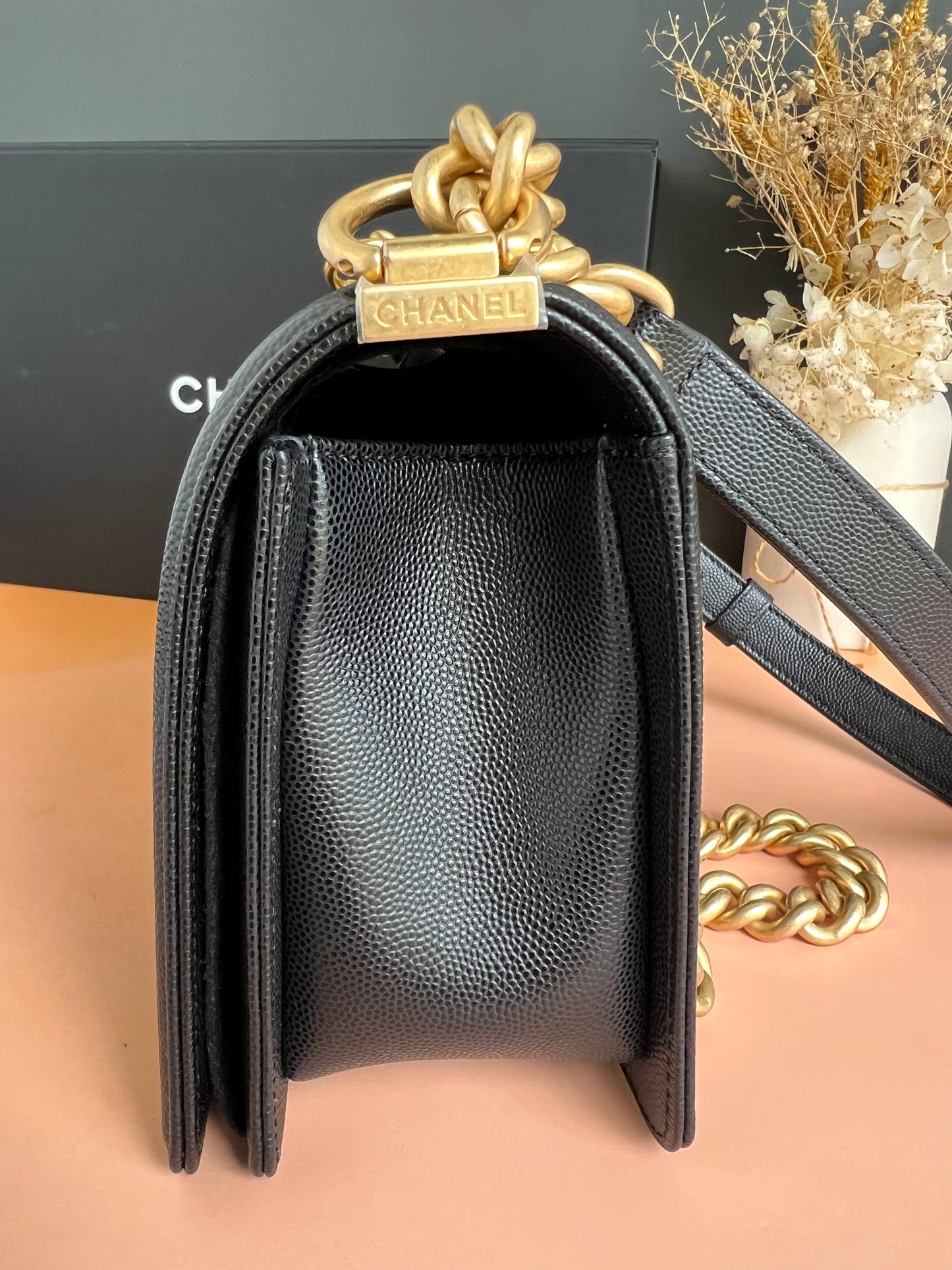 CHANEL LE BOY OLD MEDIUM CAVIAR GHW