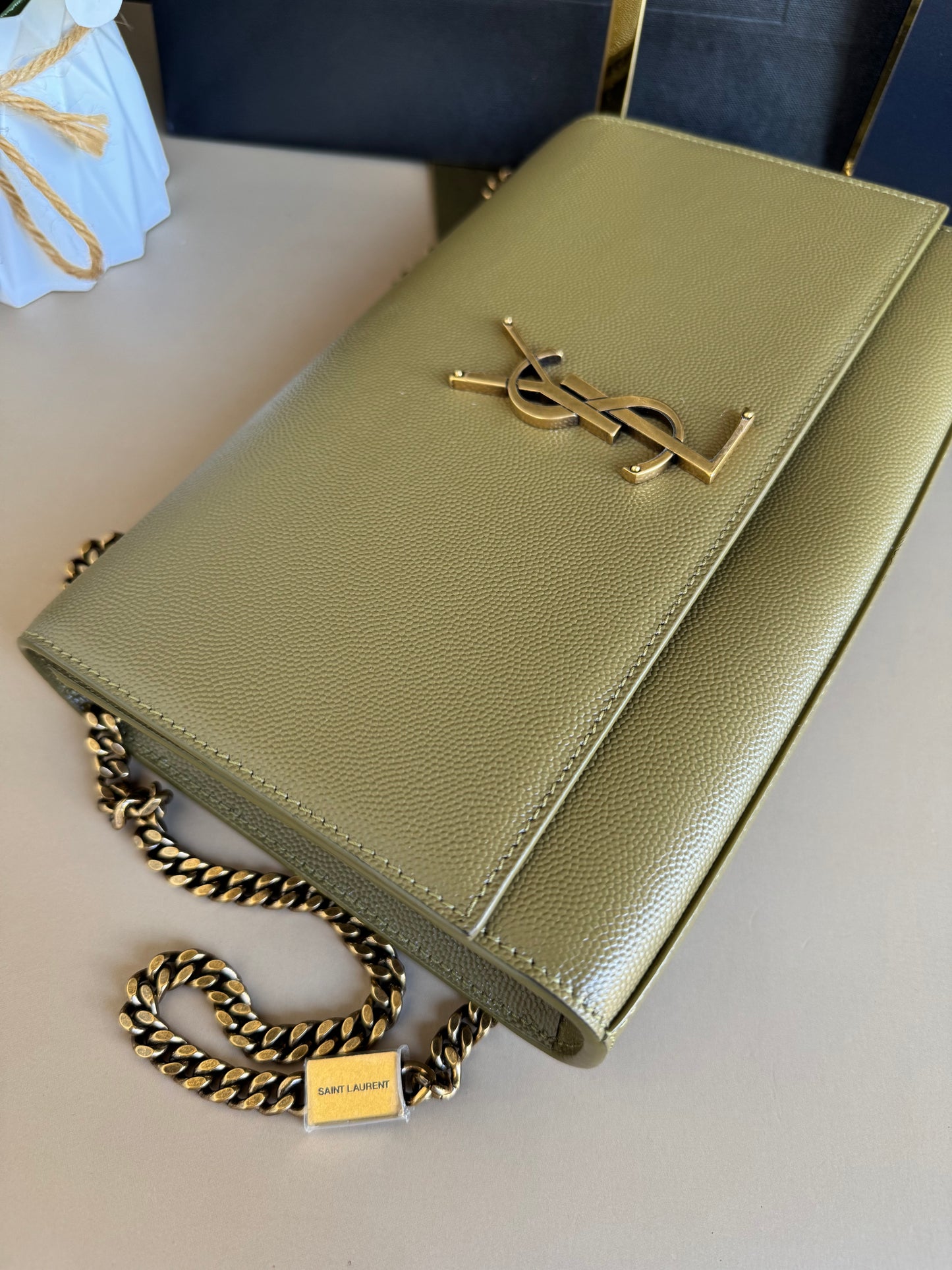 YSL KATE MEDIUM