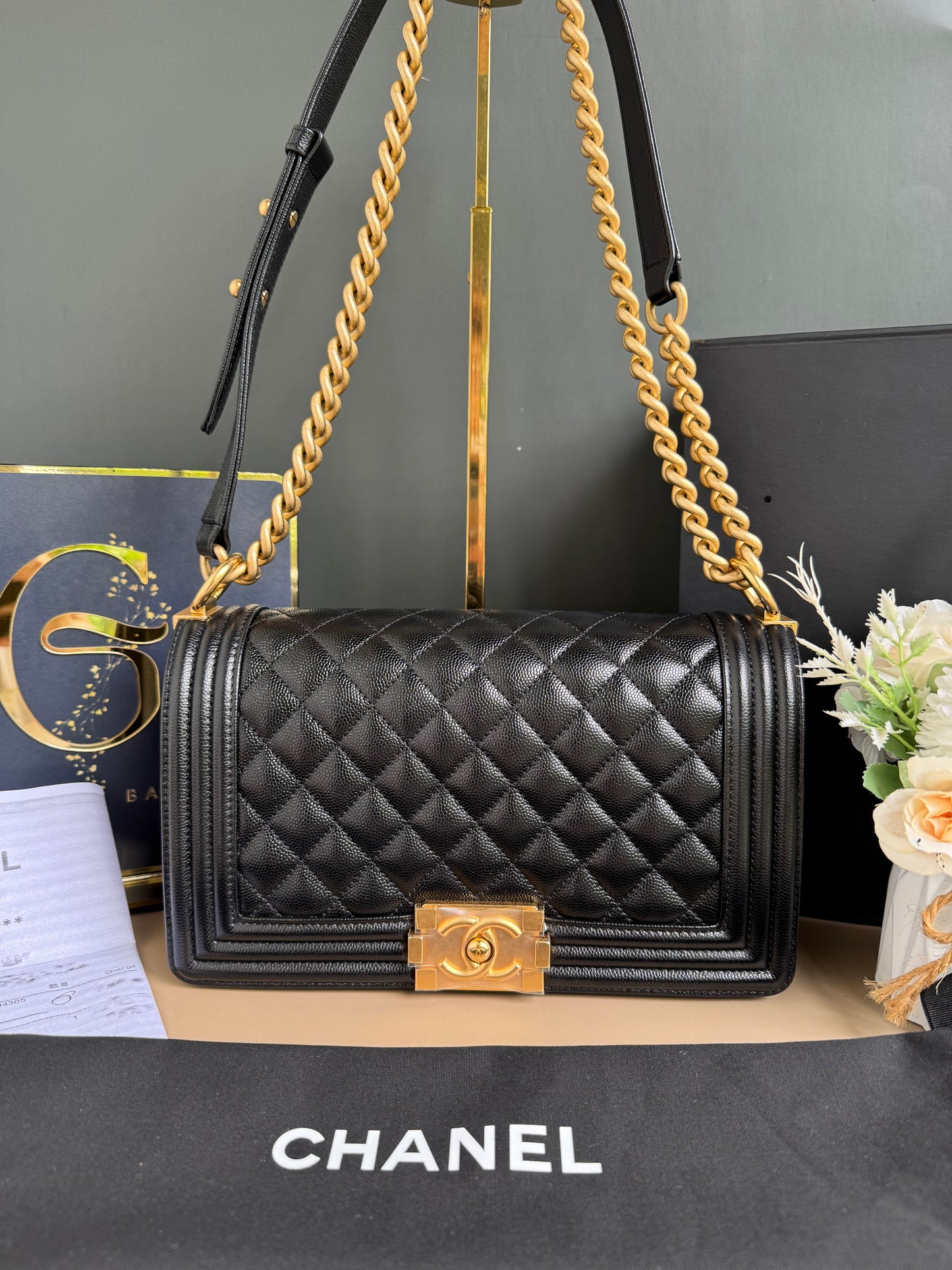 CHANEL LE BOY OLD MEDIUM CAVIAR