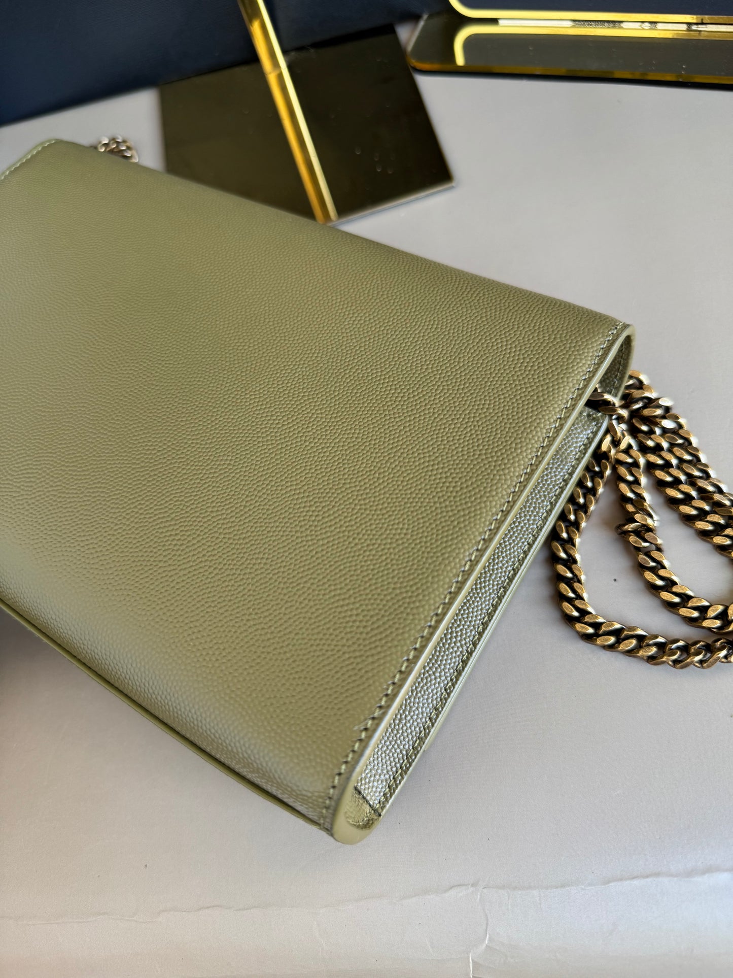 YSL KATE MEDIUM