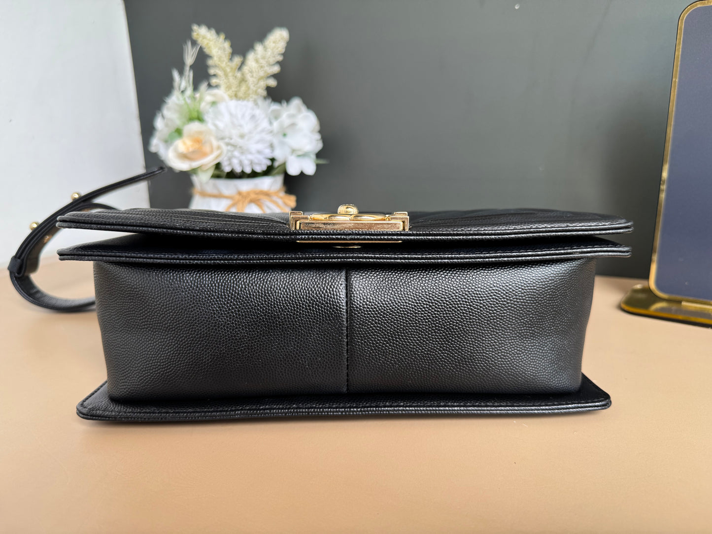 CHANEL LE BOY OLD MEDIUM CHEVRON