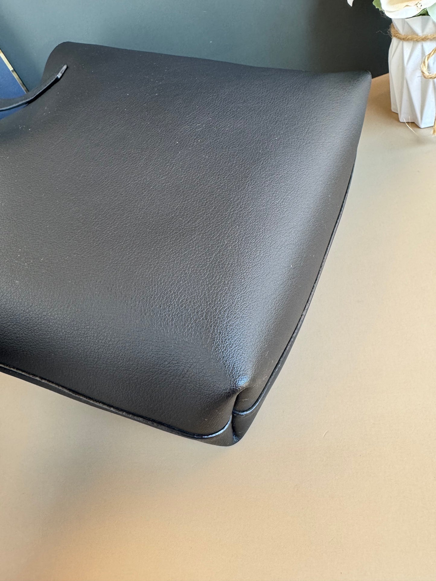 YSL VERTICAL TOTE