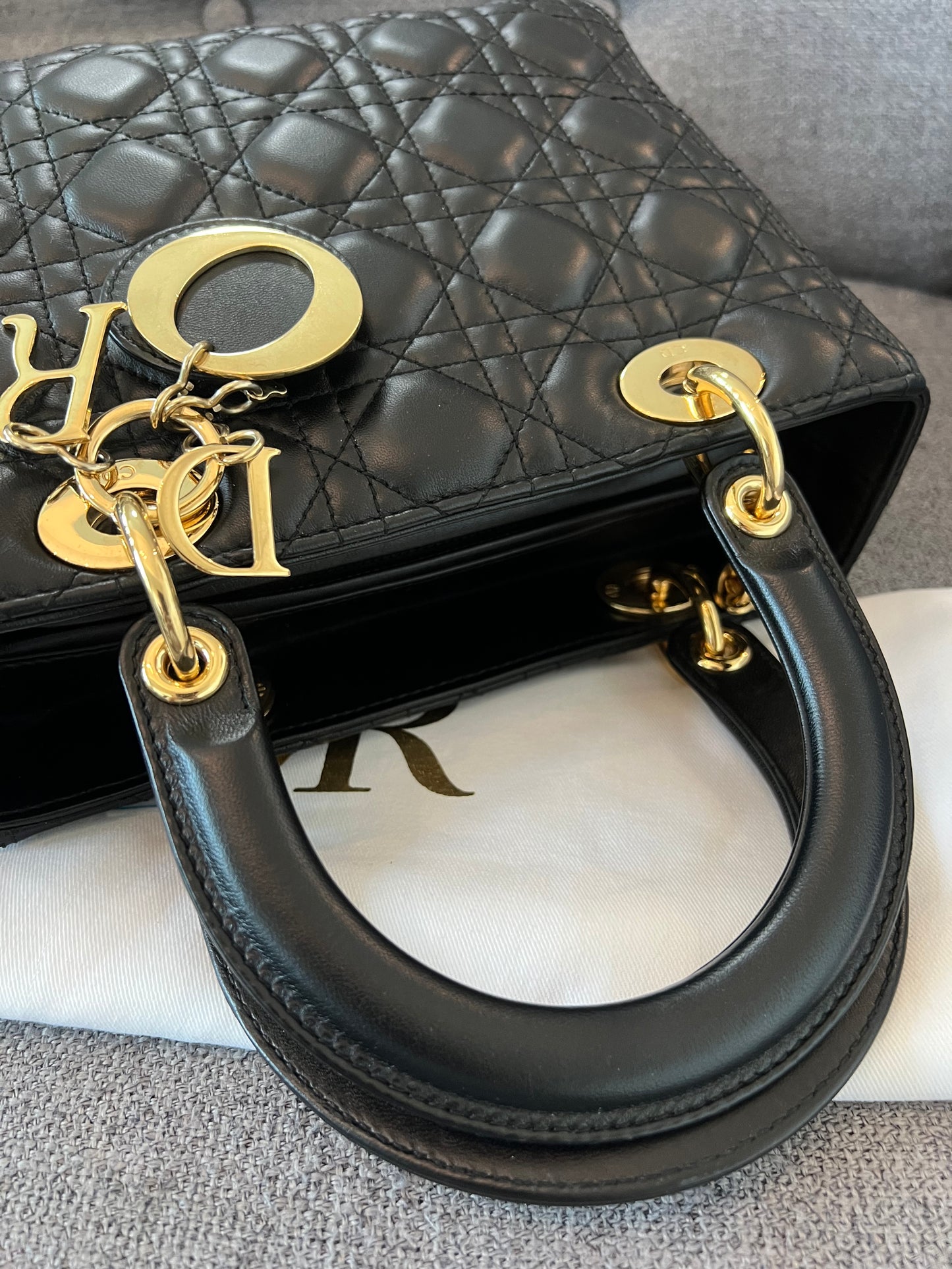 LADY DIOR MEDIUM BLACK