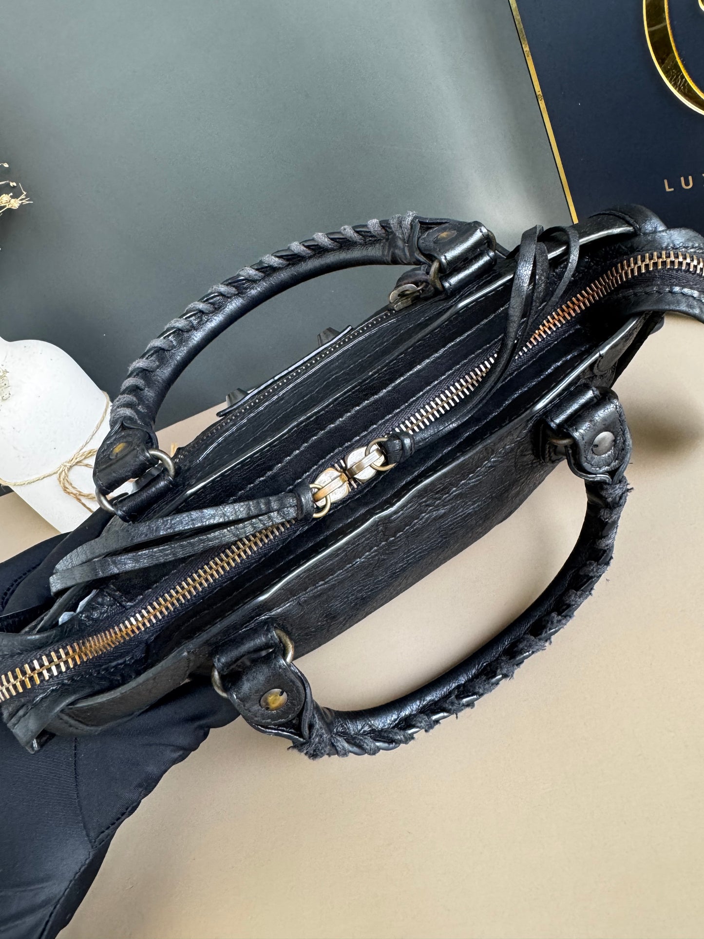 BALENCIAGA CITY MINI