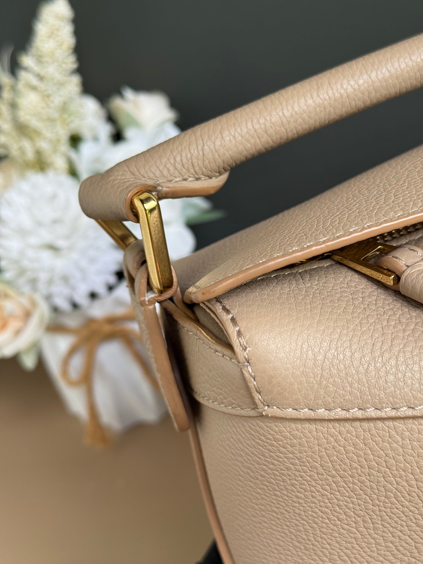 Loewe Small Puzzle Edge