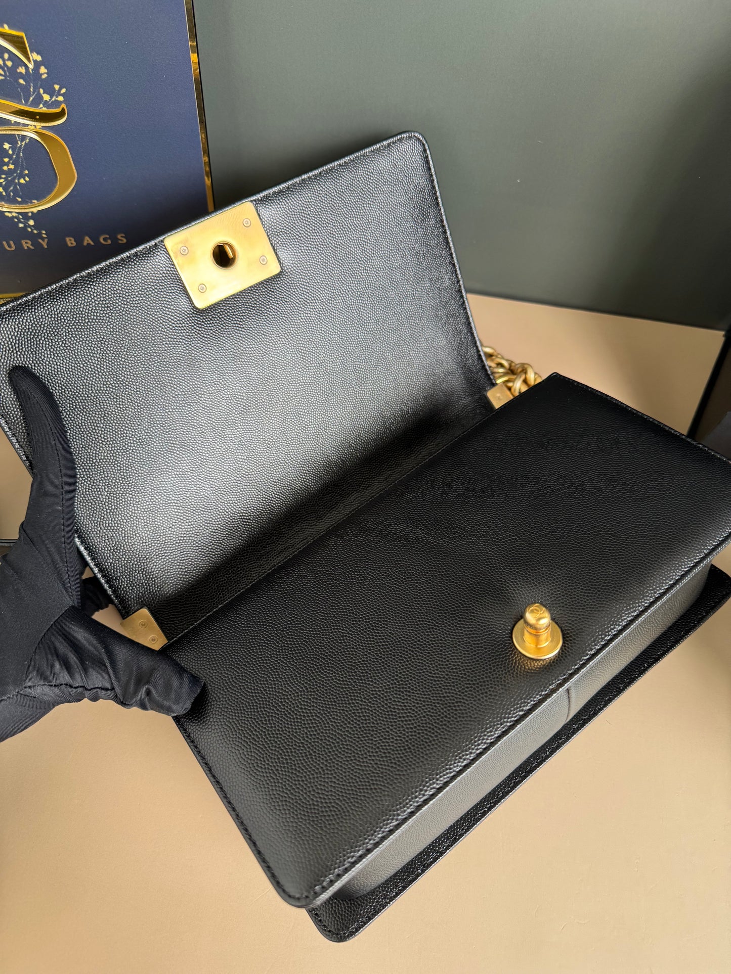 CHANEL LE BOY OLD MEDIUM CAVIAR