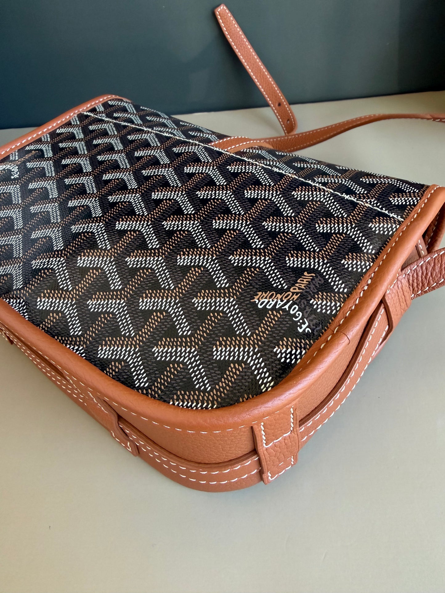 GOYARD BELVEDERE PM TAN/BLACK