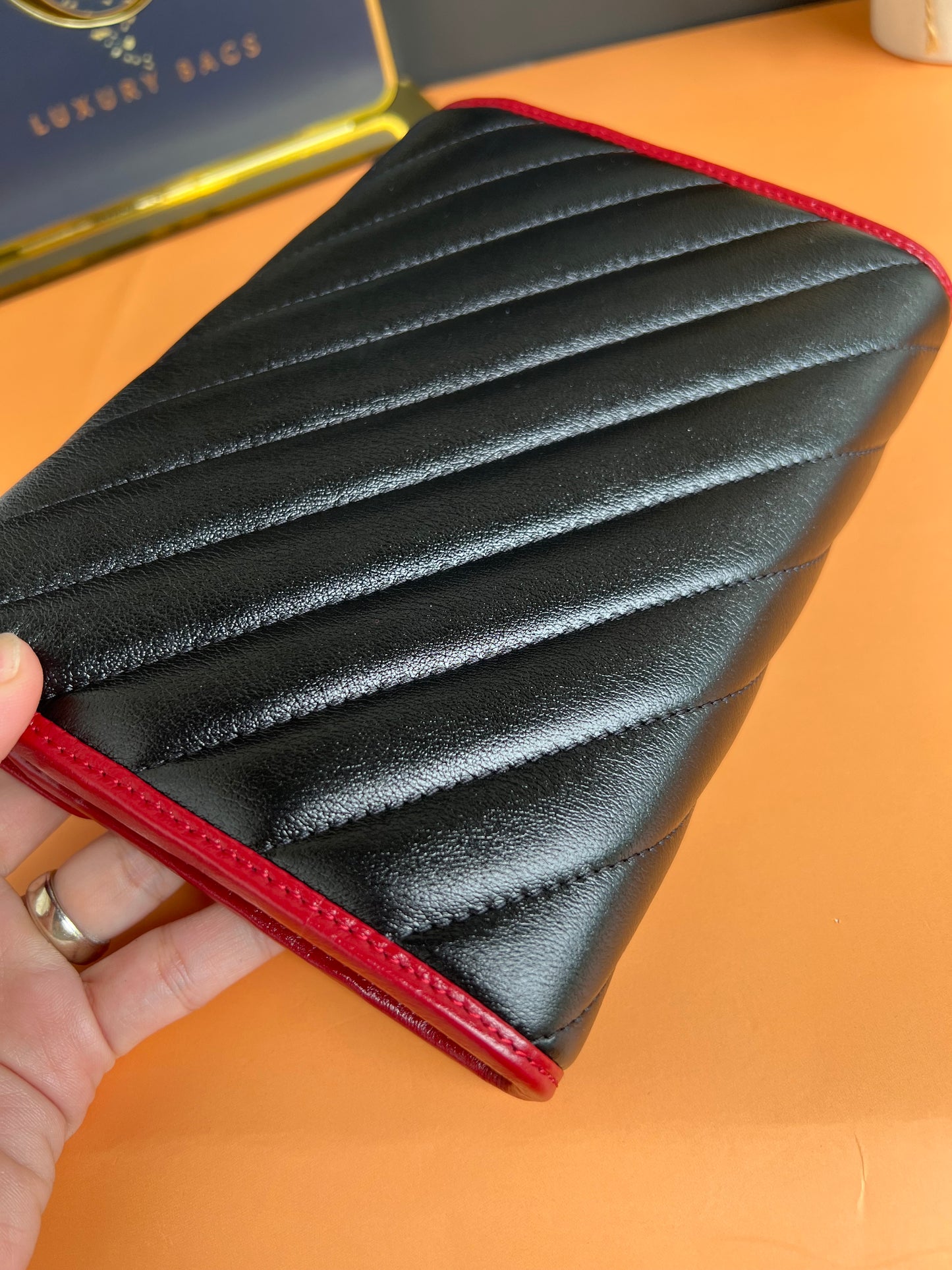 GUCCI MARMONT WALLET ON CHAIN