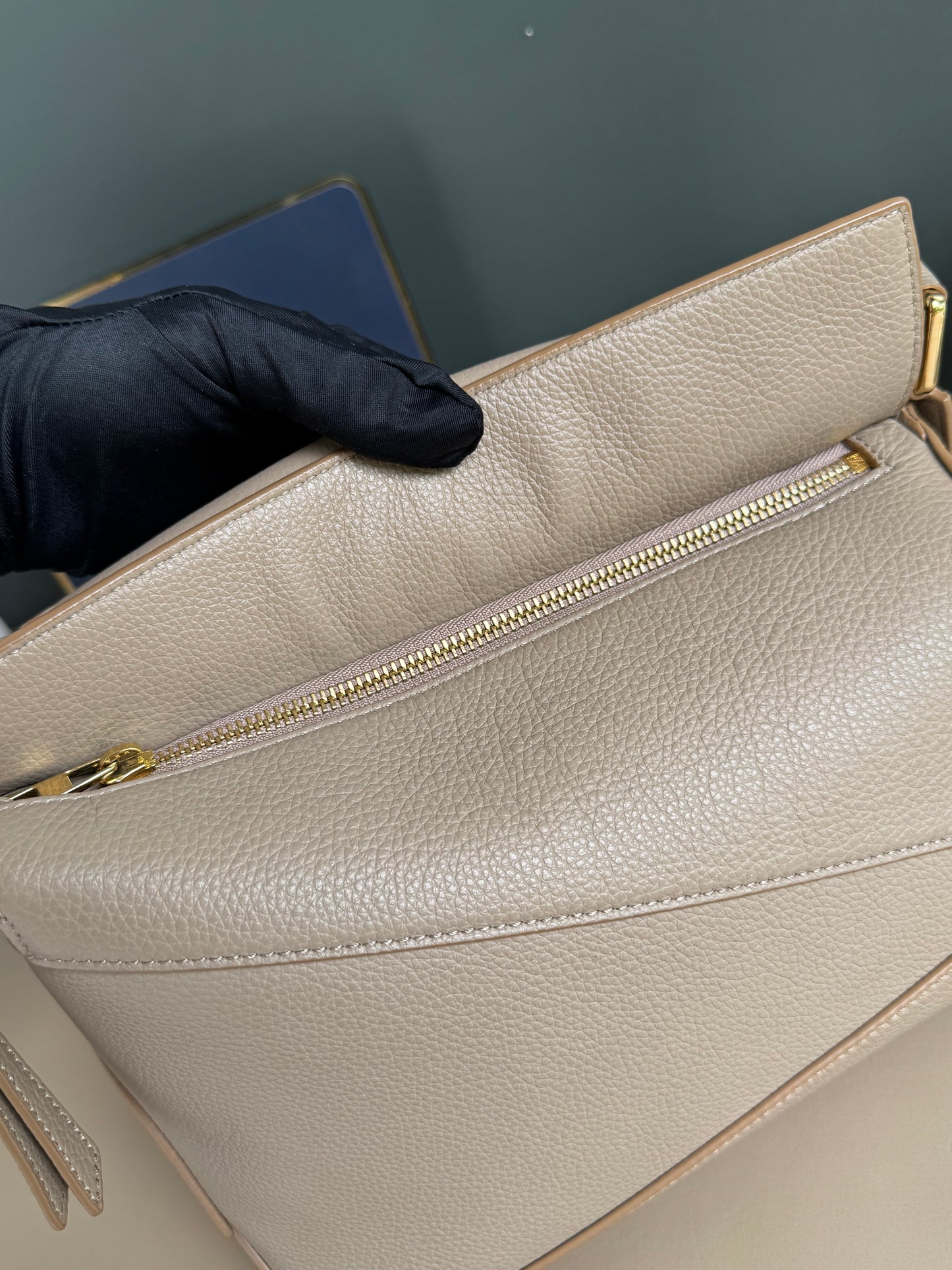 LOEWE PUZZLE EDGE SMALL