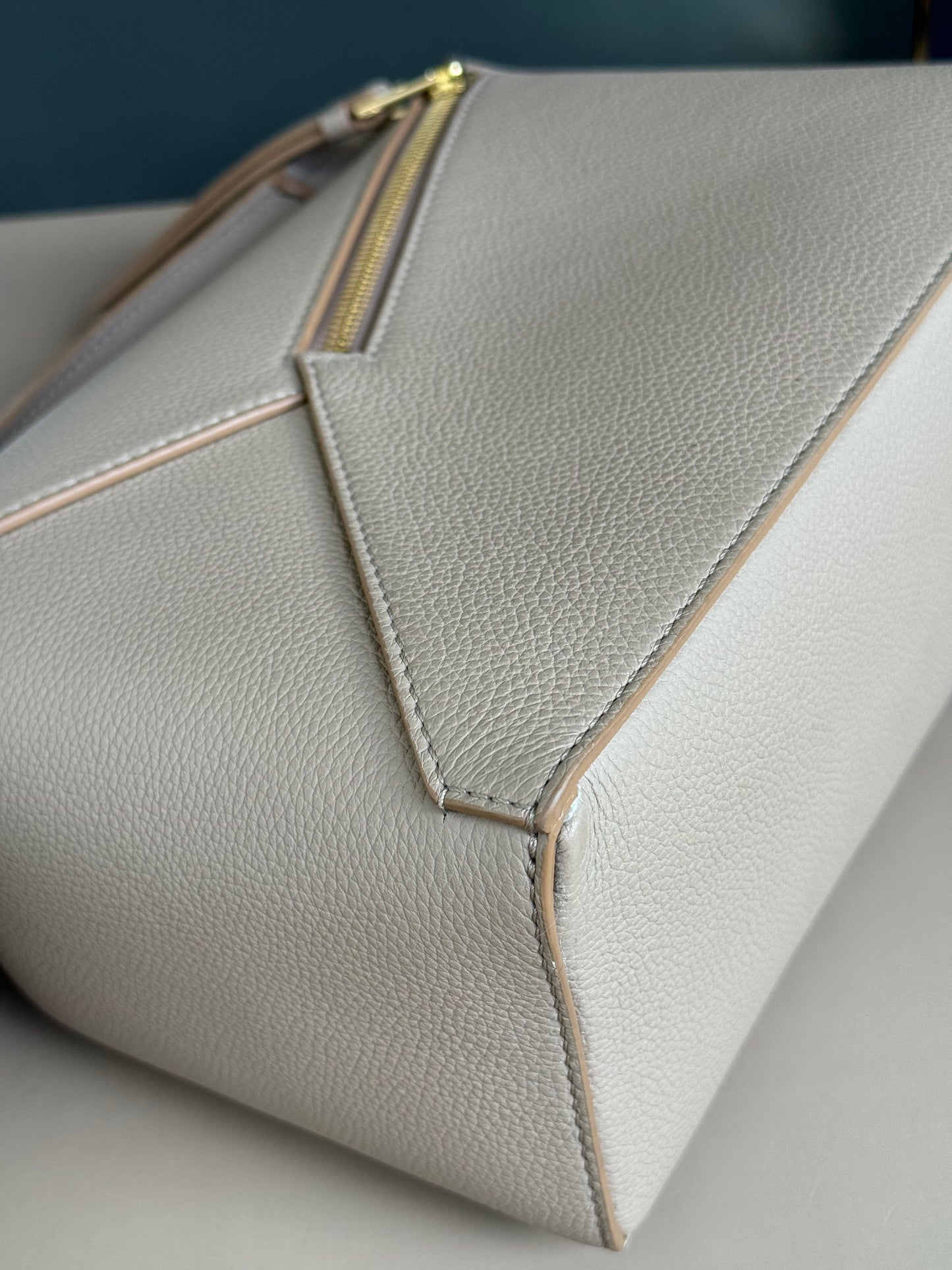 Loewe Small Puzzle Edge