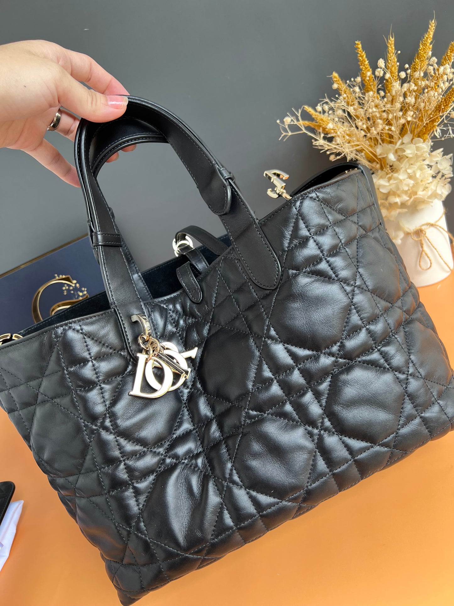 DIOR TOURJOURS MEDIUM TOTE