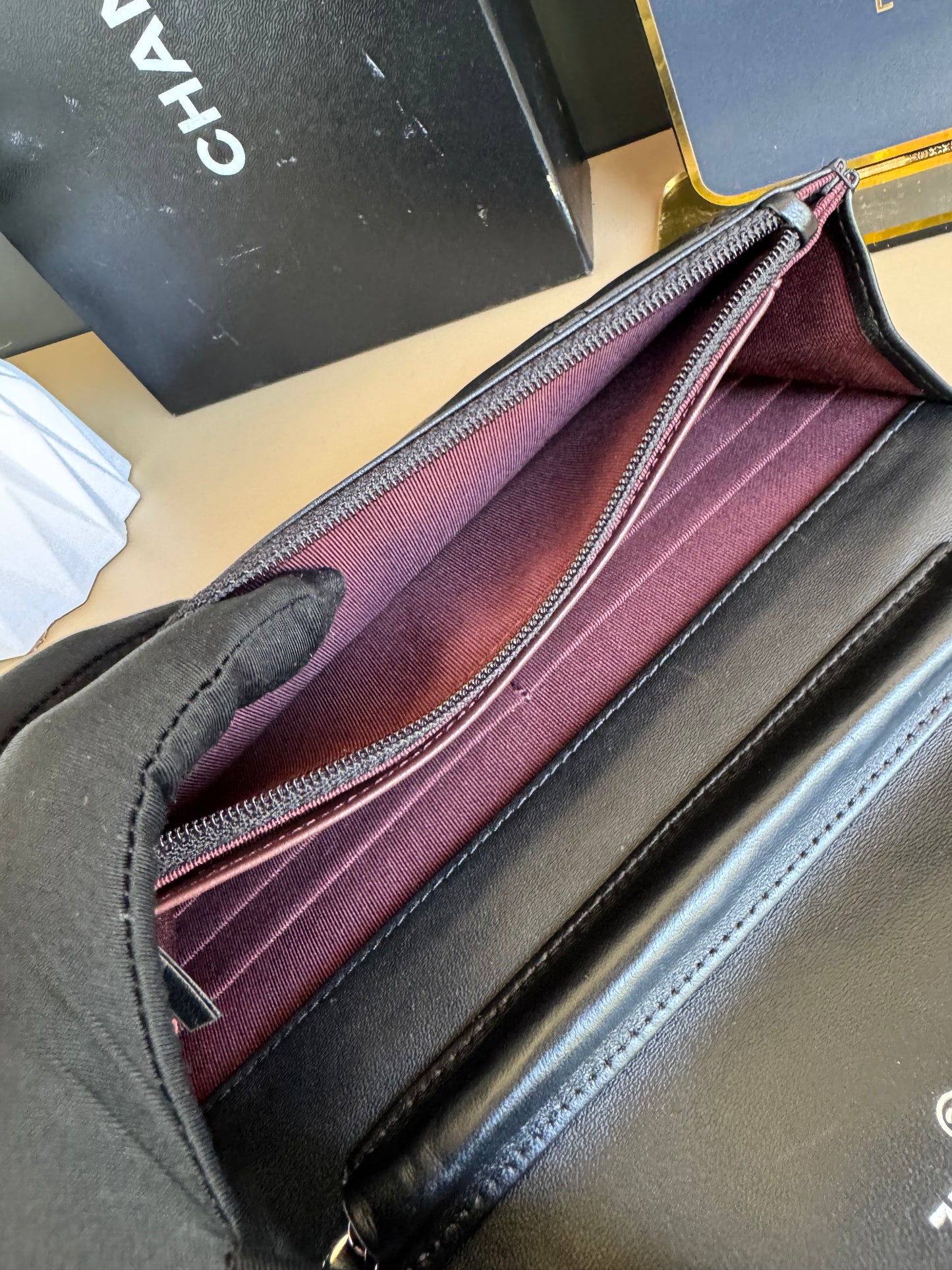 CHANEL WALLET ON CHAIN