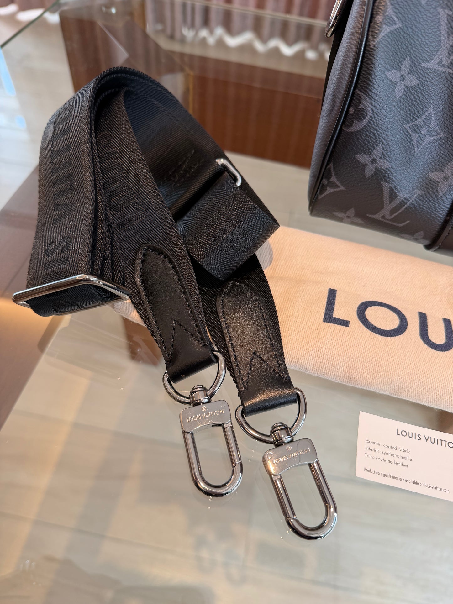 Louis Vuitton Keepall 25