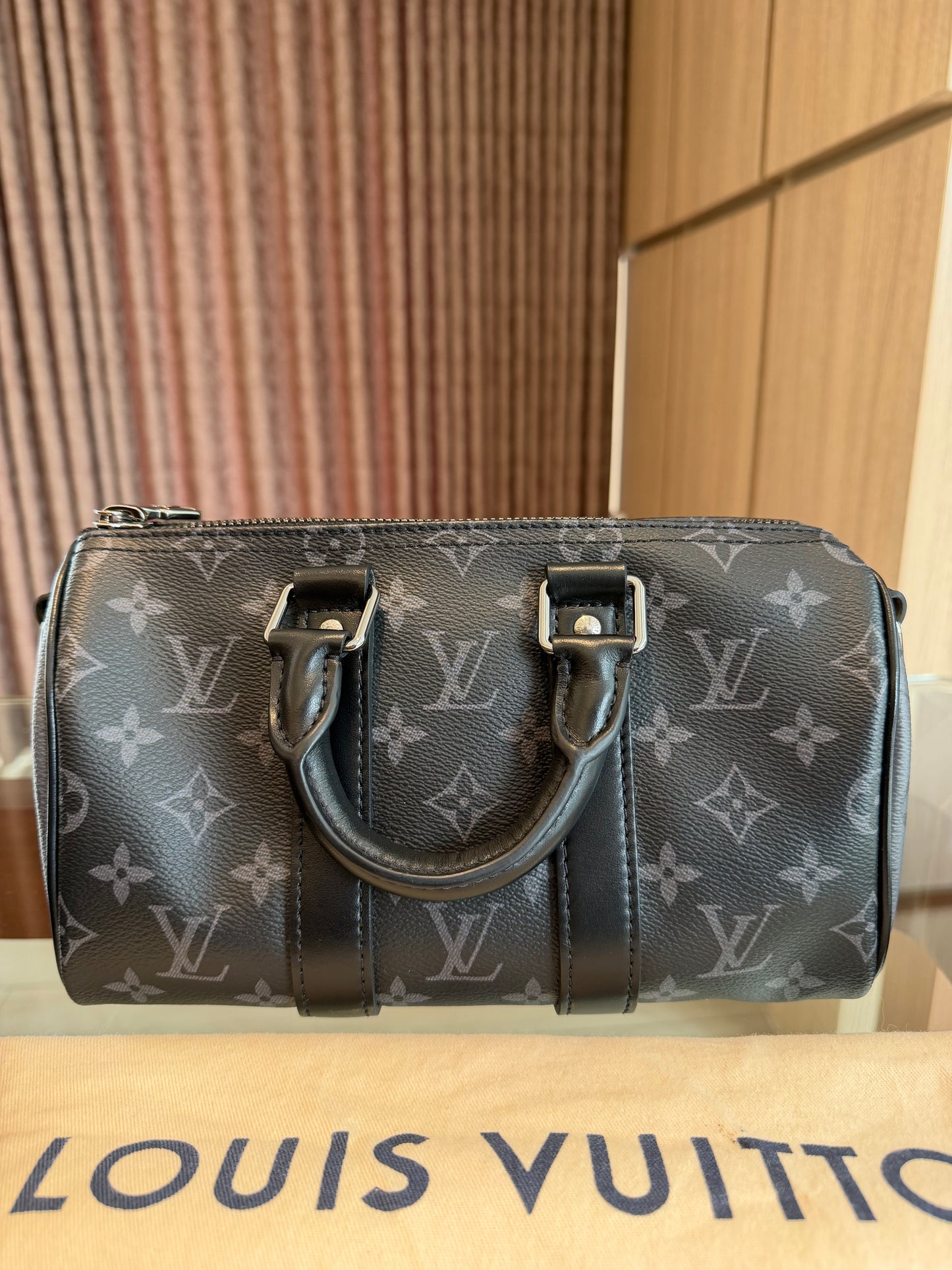 Louis Vuitton Keepall 25