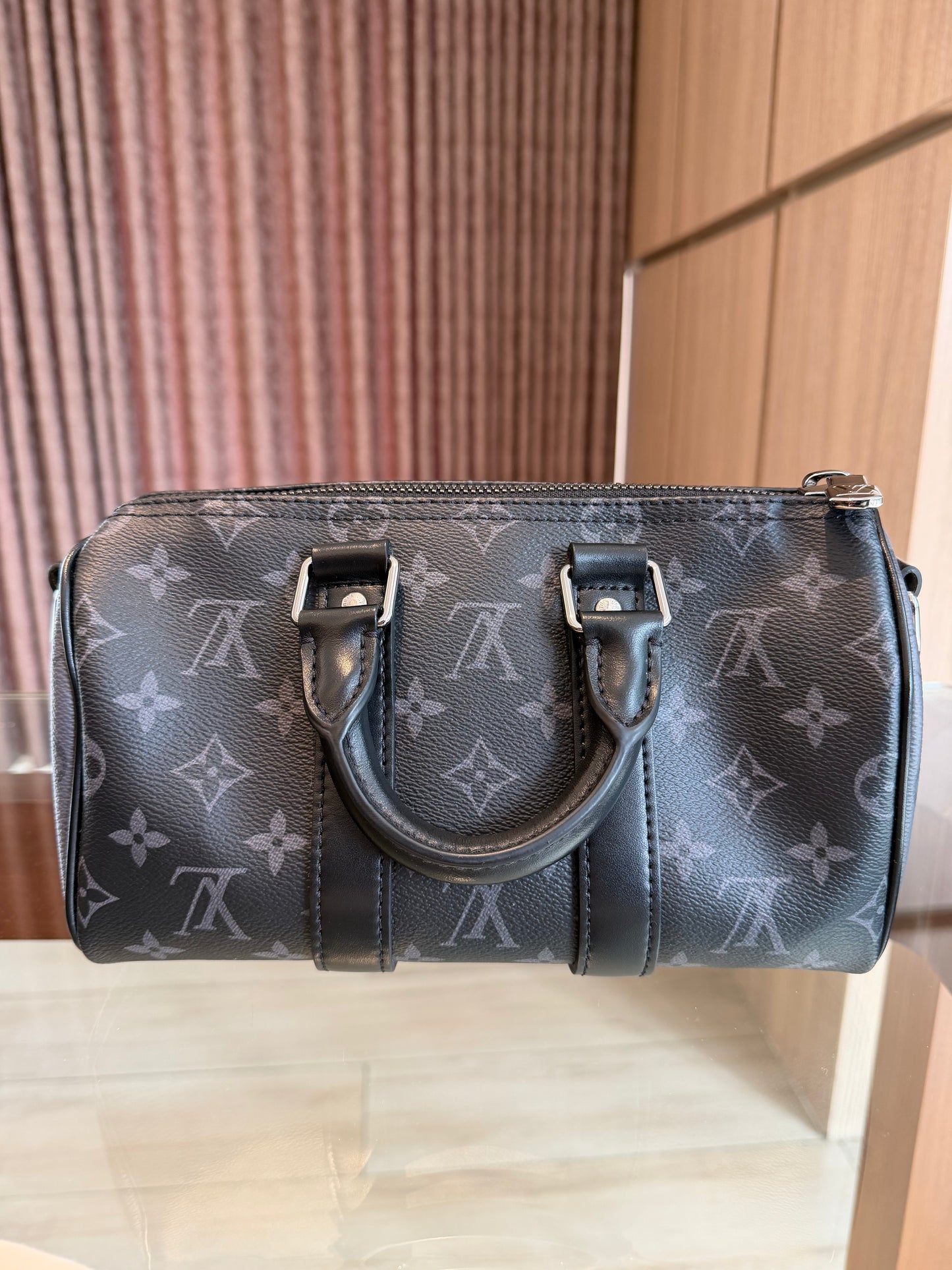 Louis Vuitton Keepall 25