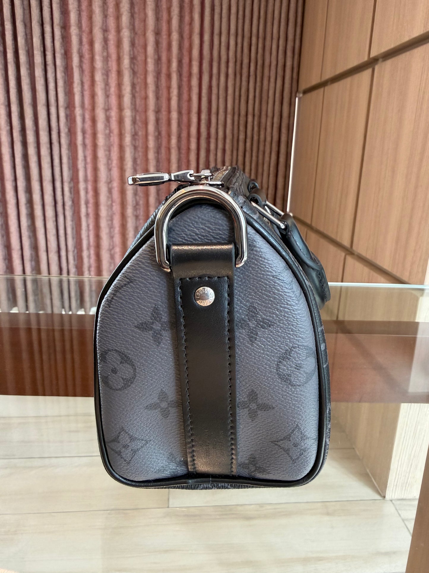 Louis Vuitton Keepall 25