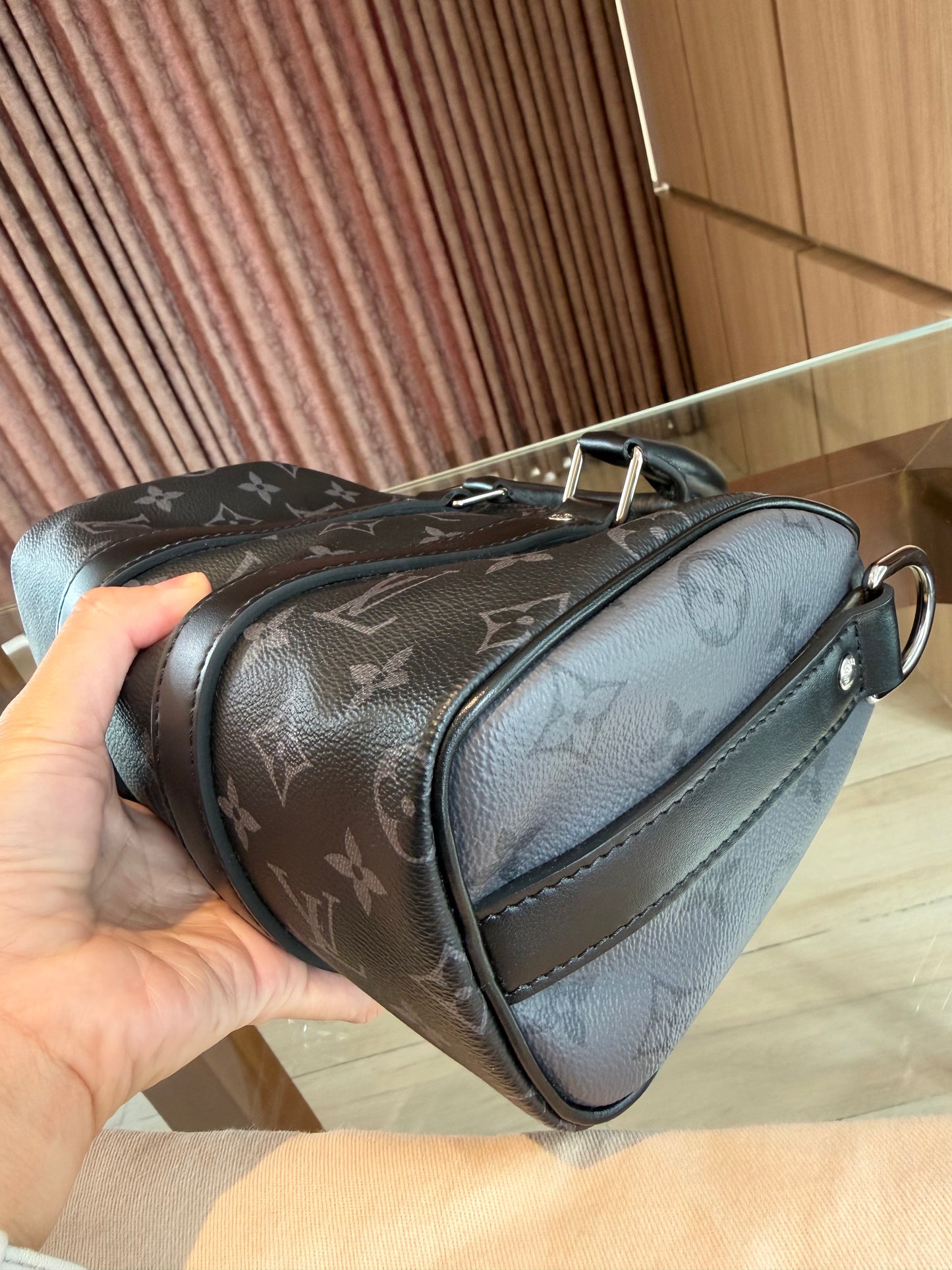 Louis Vuitton Keepall 25