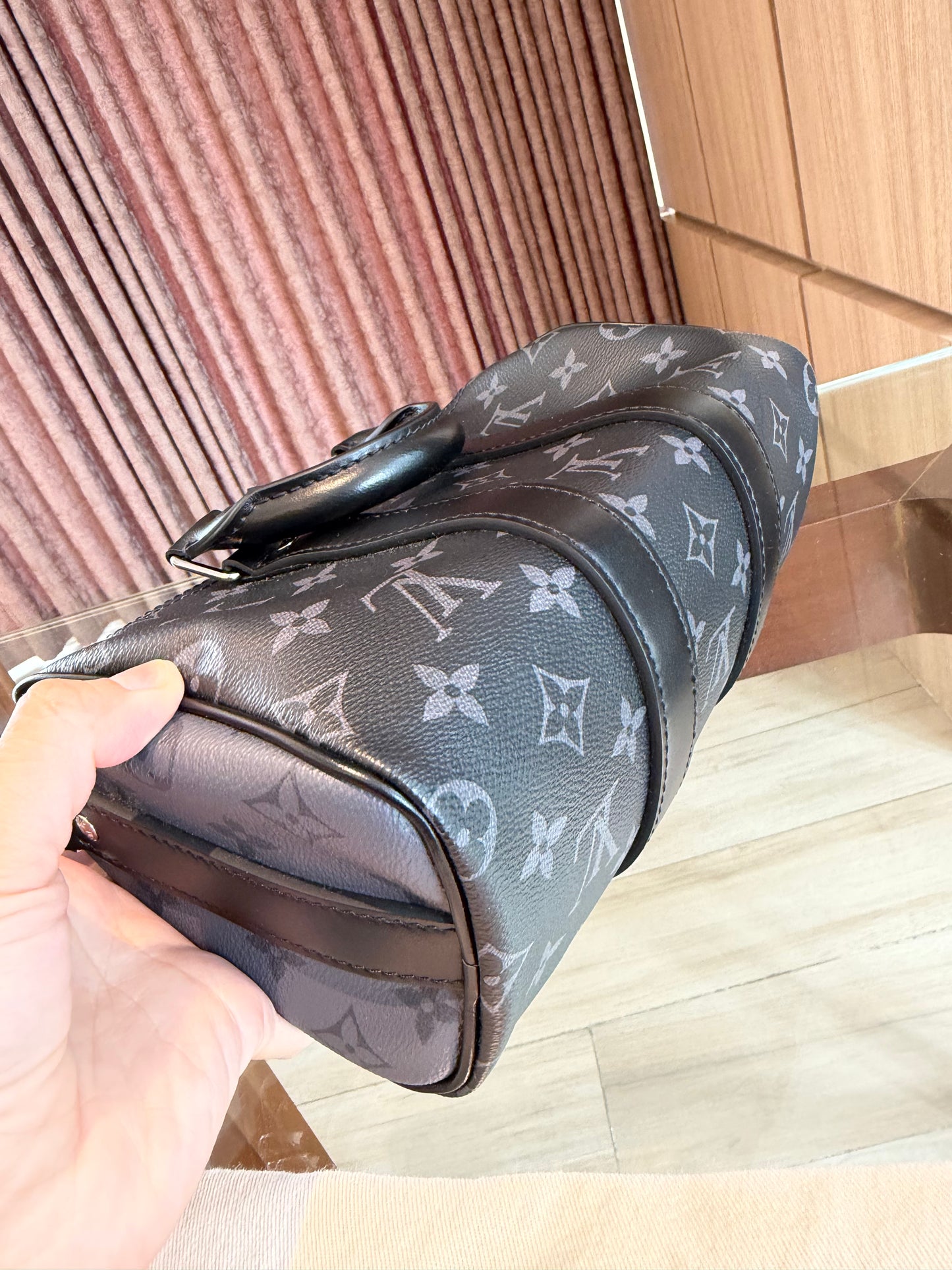Louis Vuitton Keepall 25