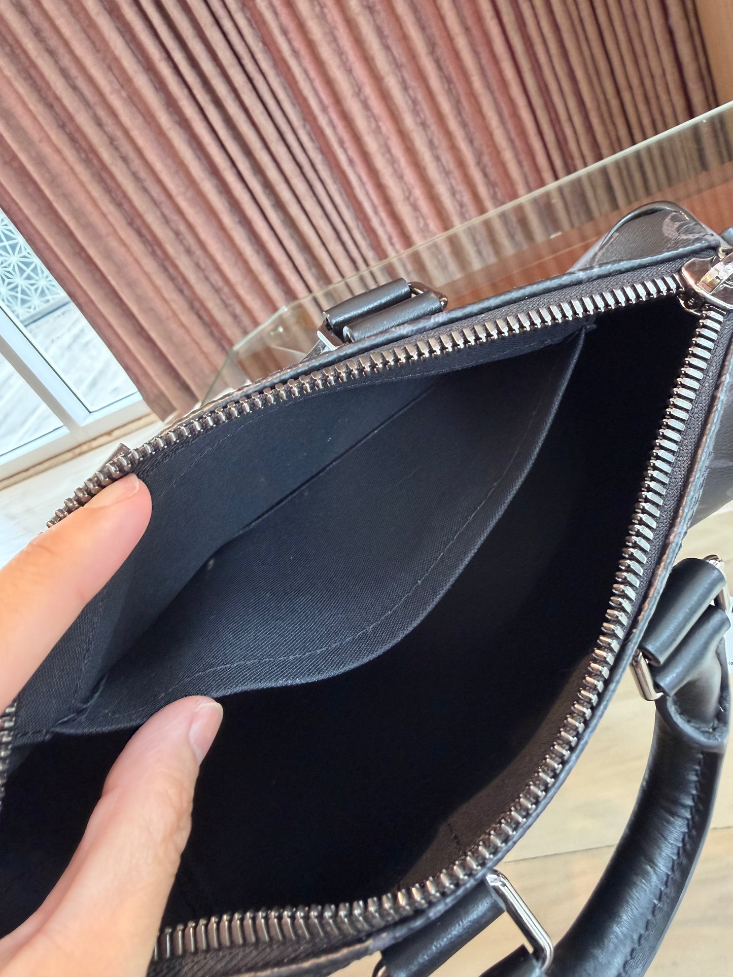 Louis Vuitton Keepall 25