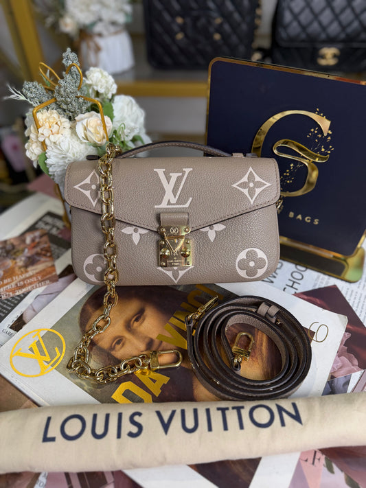 LOUIS VUITTON METIS EAST WEST