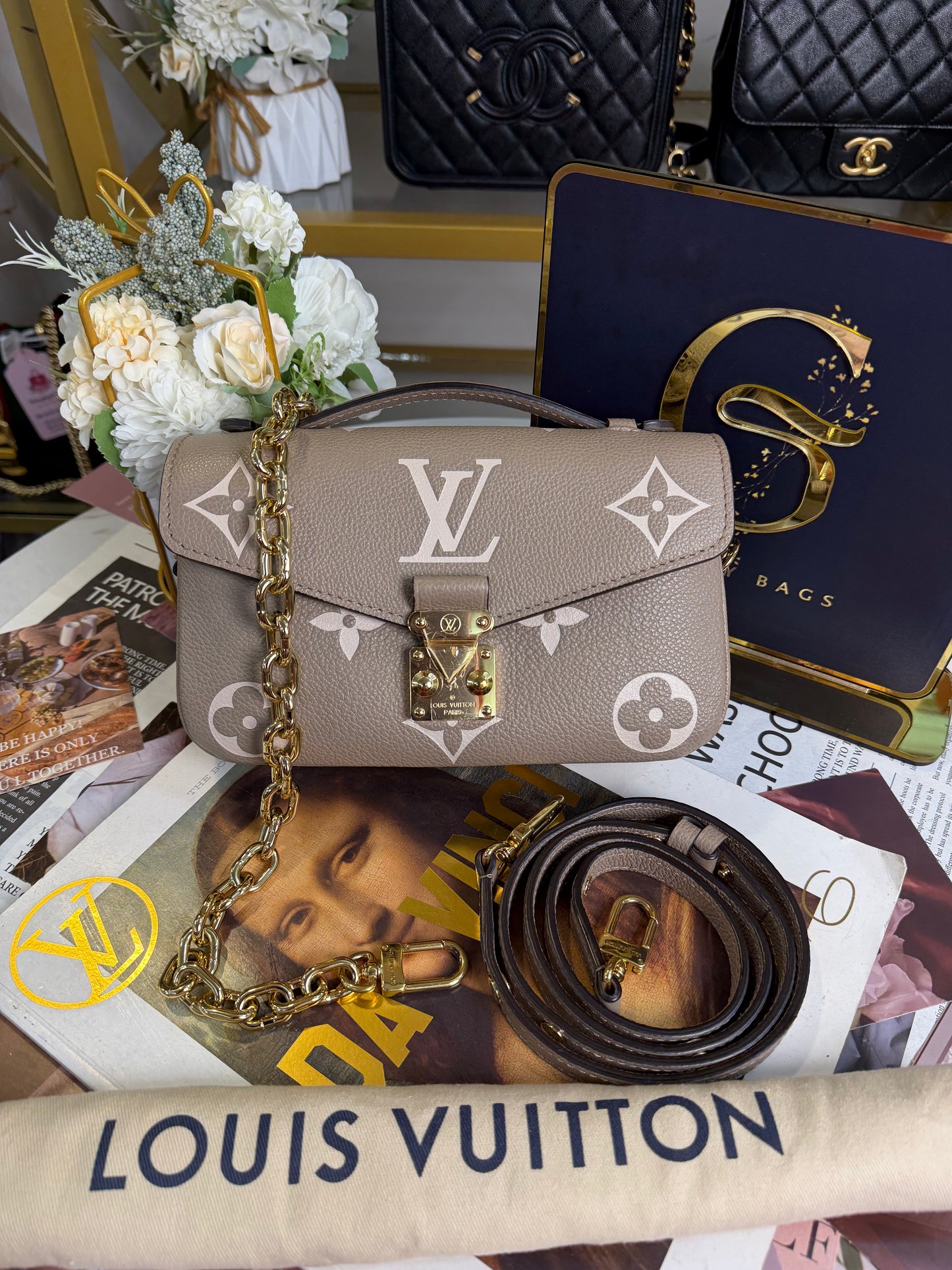 LOUIS VUITTON METIS EAST WEST