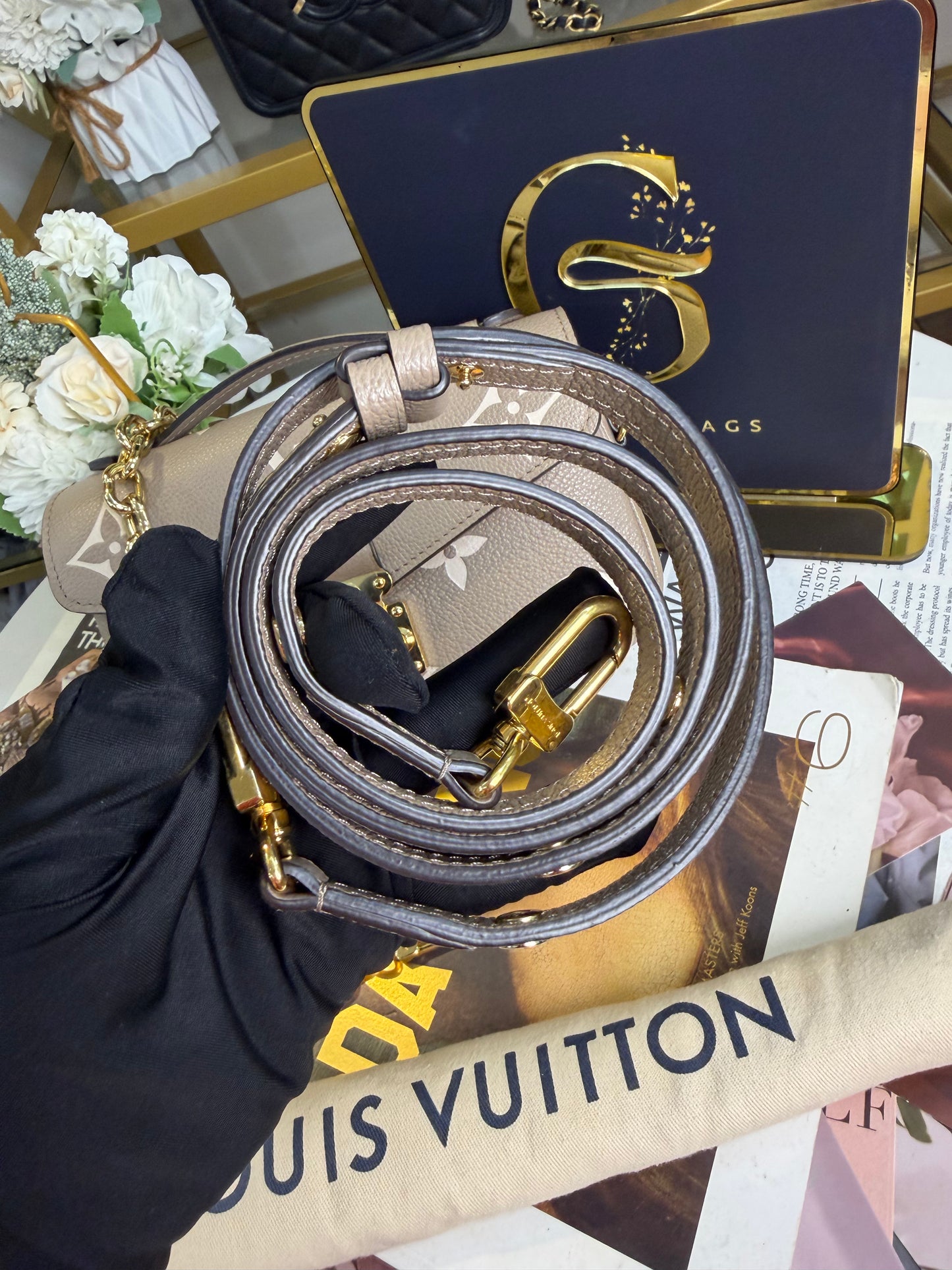 LOUIS VUITTON METIS EAST WEST