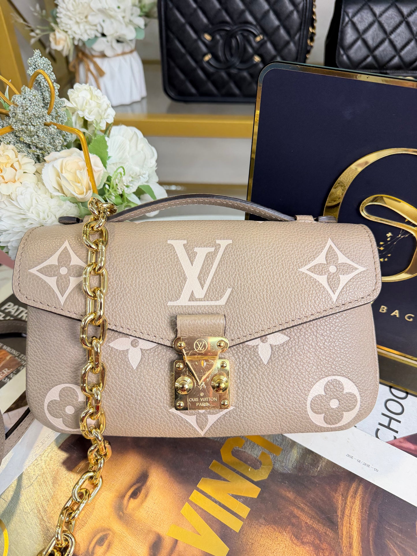 LOUIS VUITTON METIS EAST WEST