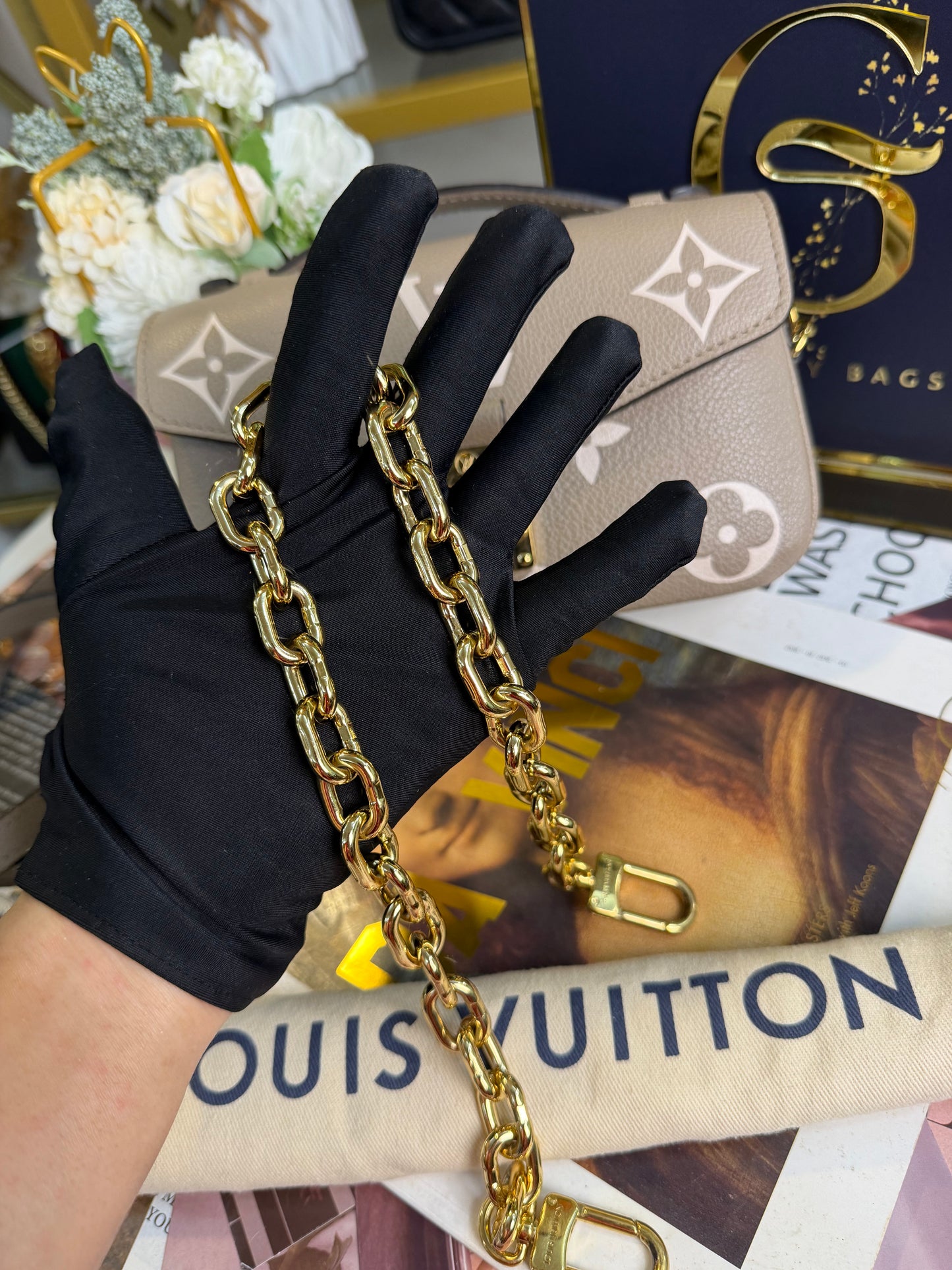 LOUIS VUITTON METIS EAST WEST