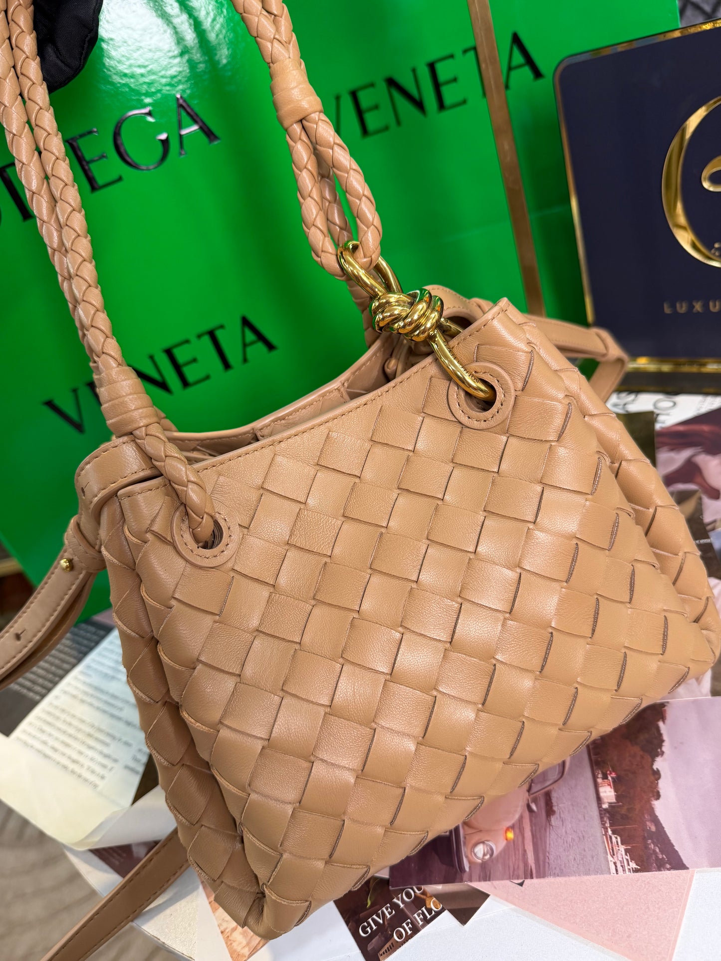 BOTTEGA VENETA PARACHUTE SMALL