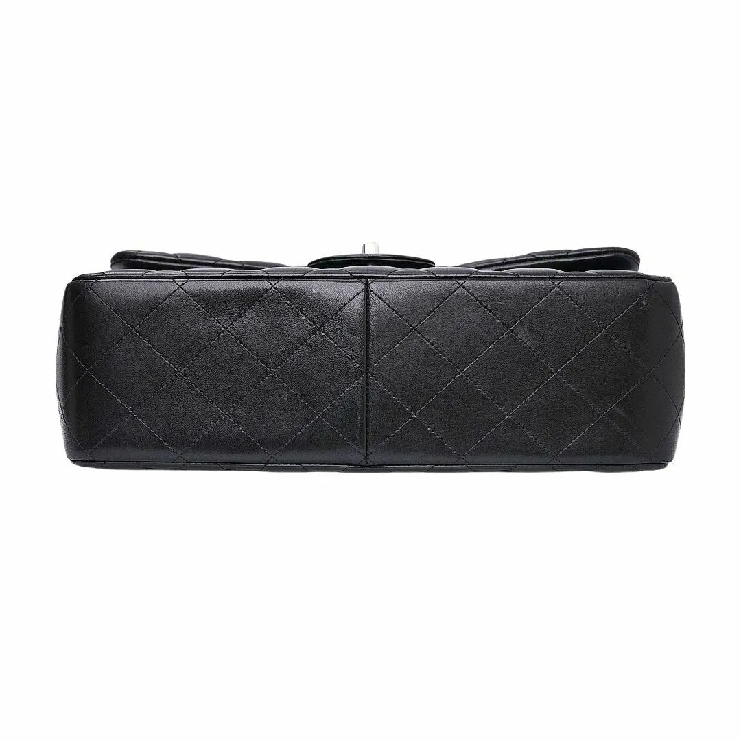 CHANEL JUMBO CLASSIC FLAP BLACK