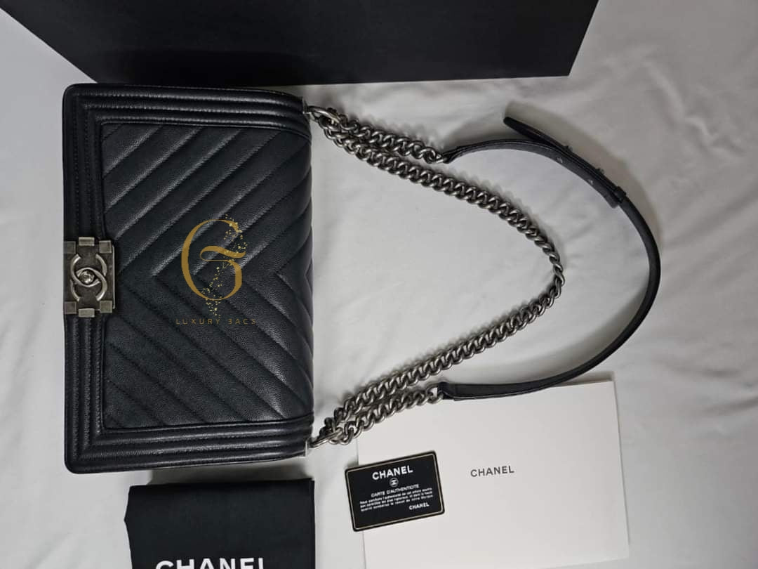 CHANEL LE BOY NEW MEDIUM CHEVRON