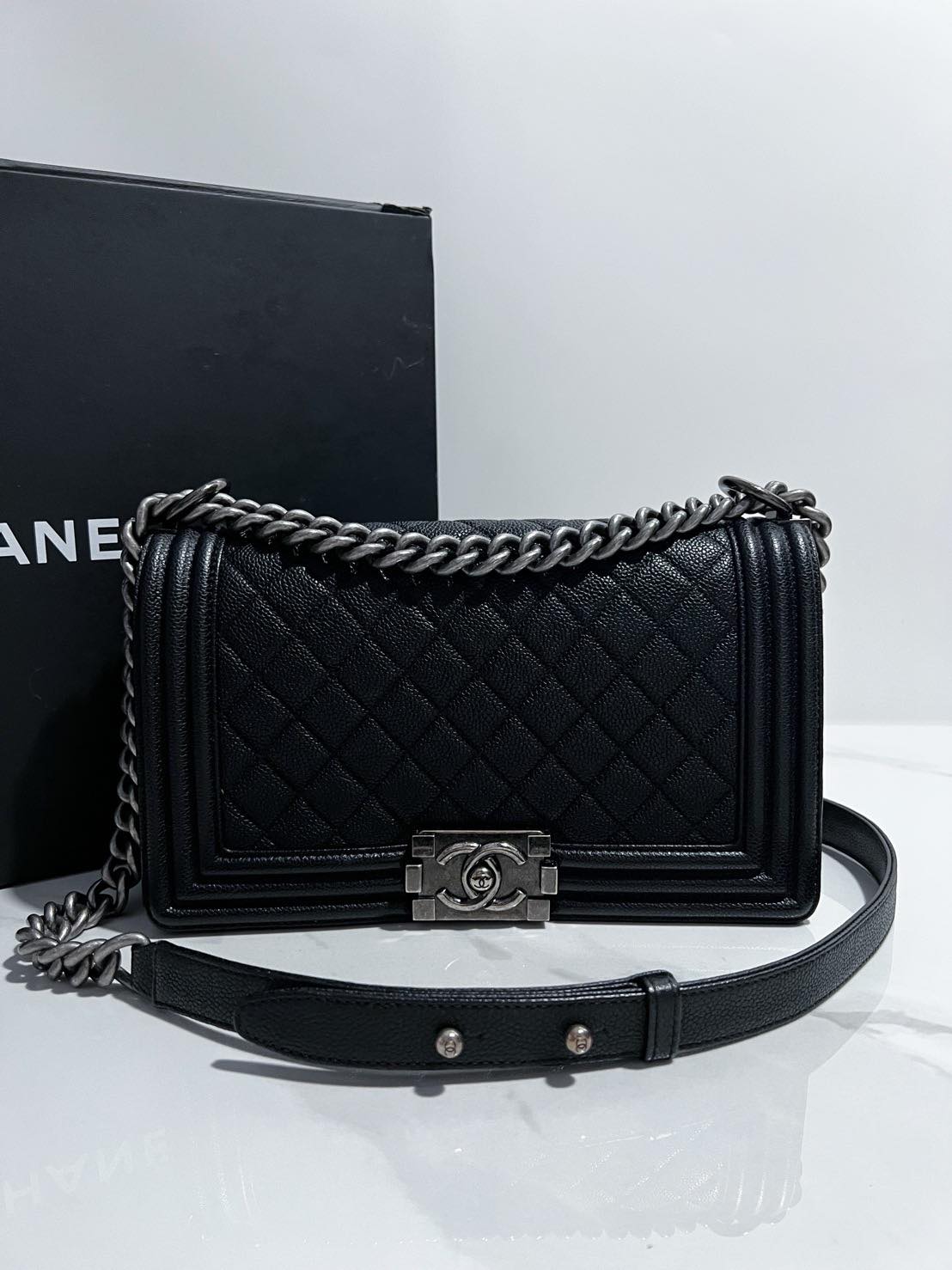 CHANEL LE BOY OLD MEDIUM