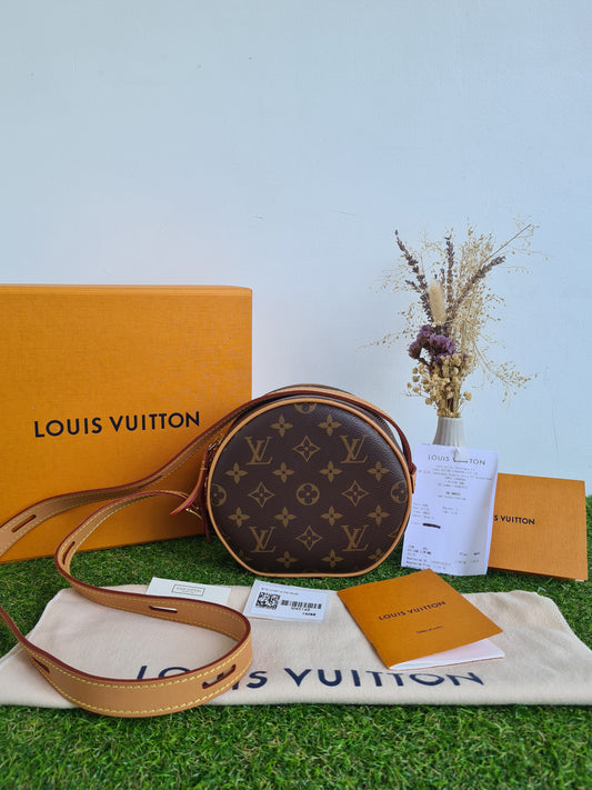 Louis Vuitton Boite Chapeau PM
