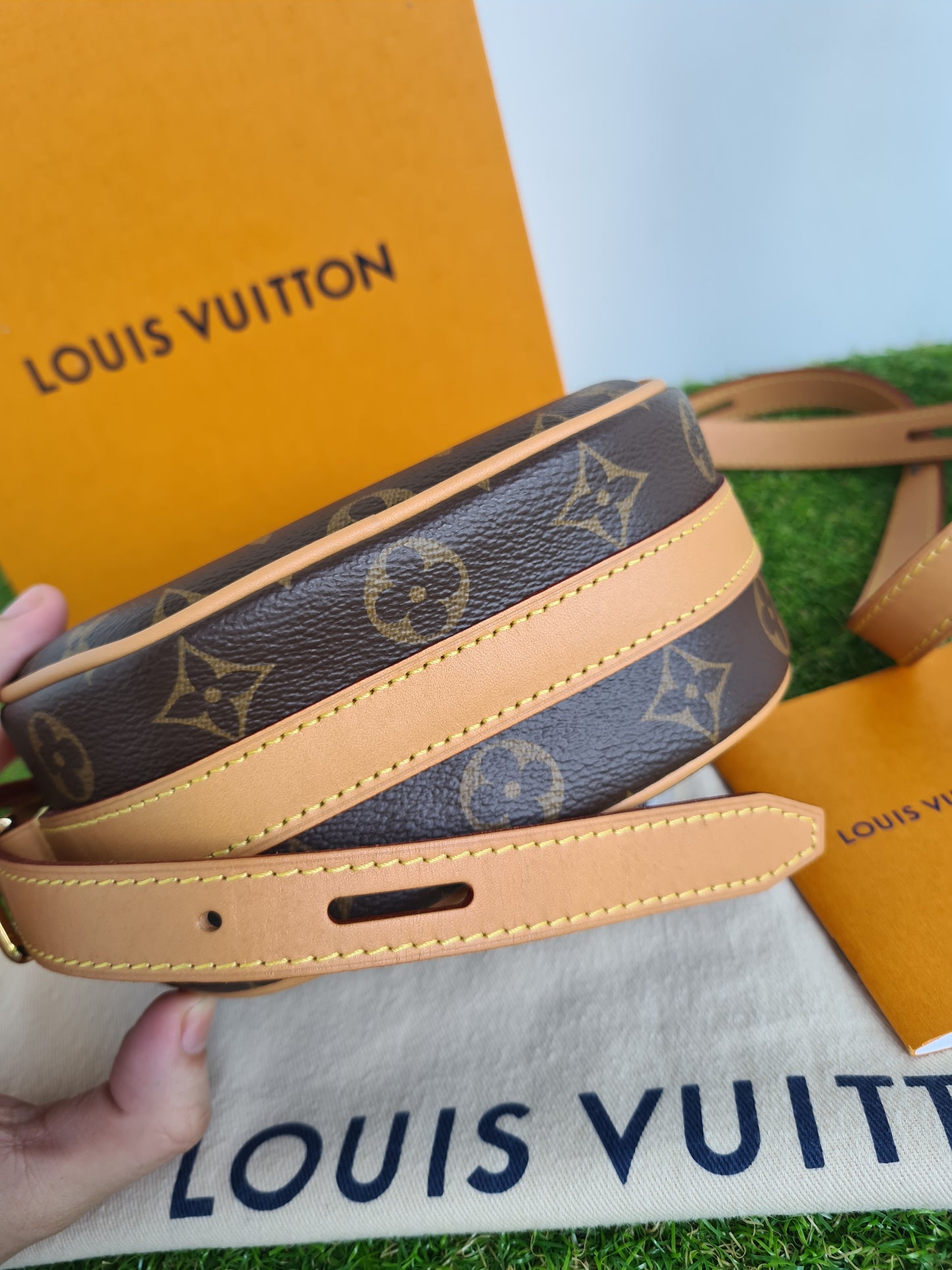 Louis Vuitton Boite Chapeau PM