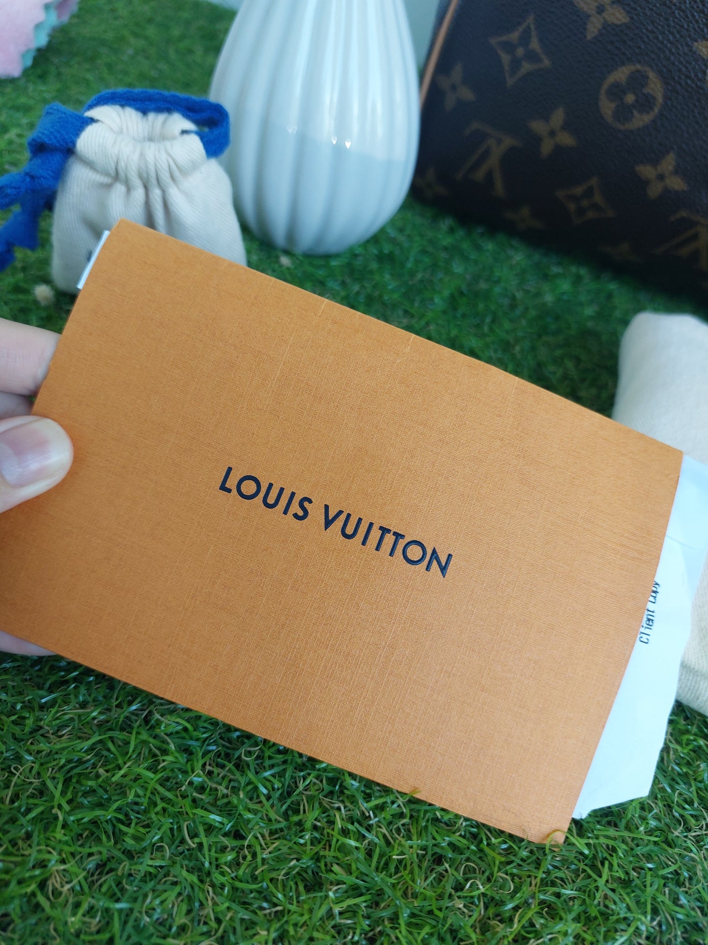 Louis Vuitton Bandouliere 30