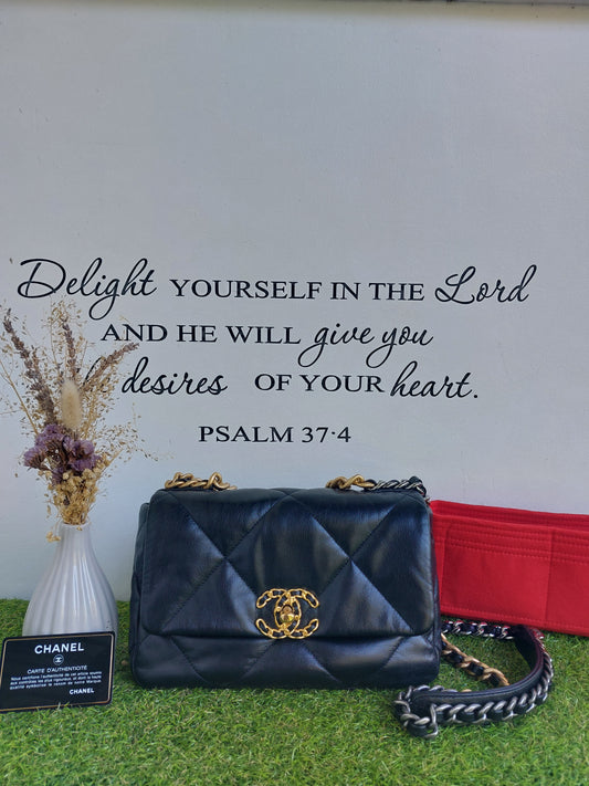 Chanel C19 Small