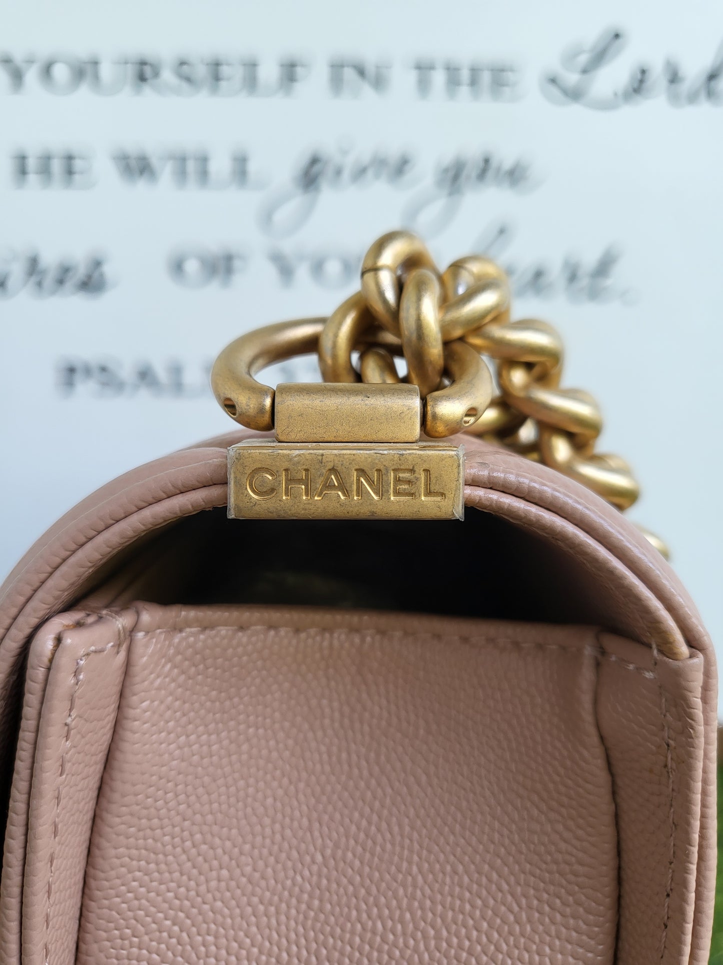 Chanel Le Boy New Medium beige/old rose GHW