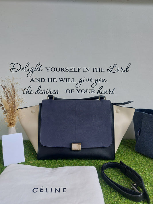 Celine Trapeze Medium