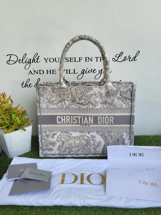 Christian Dior Booktote